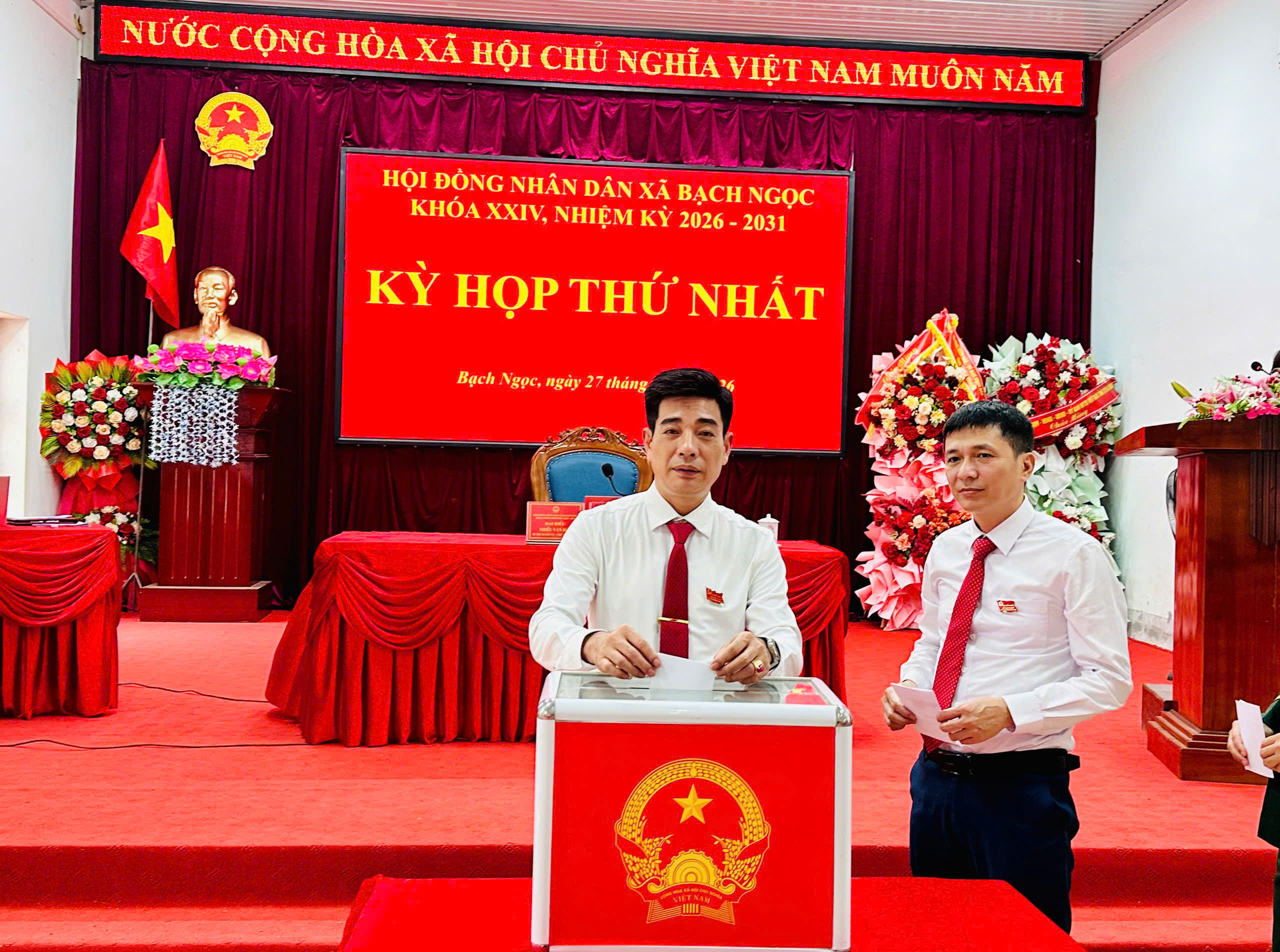 KỲ HỌP 5.jpg