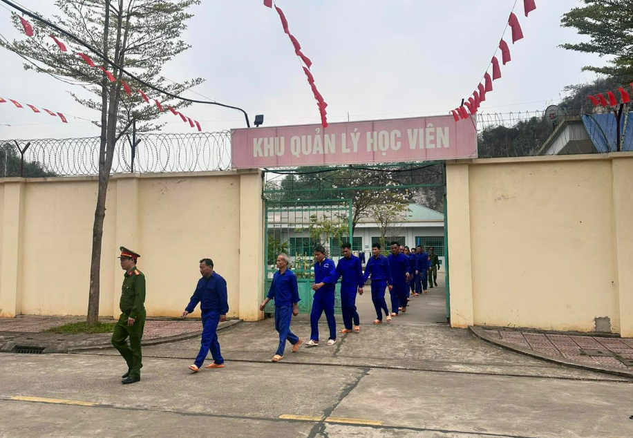 BẢO ĐẢM QUYỀN BẦU CỬ CHO NGƯỜI CAI NGHIỆN