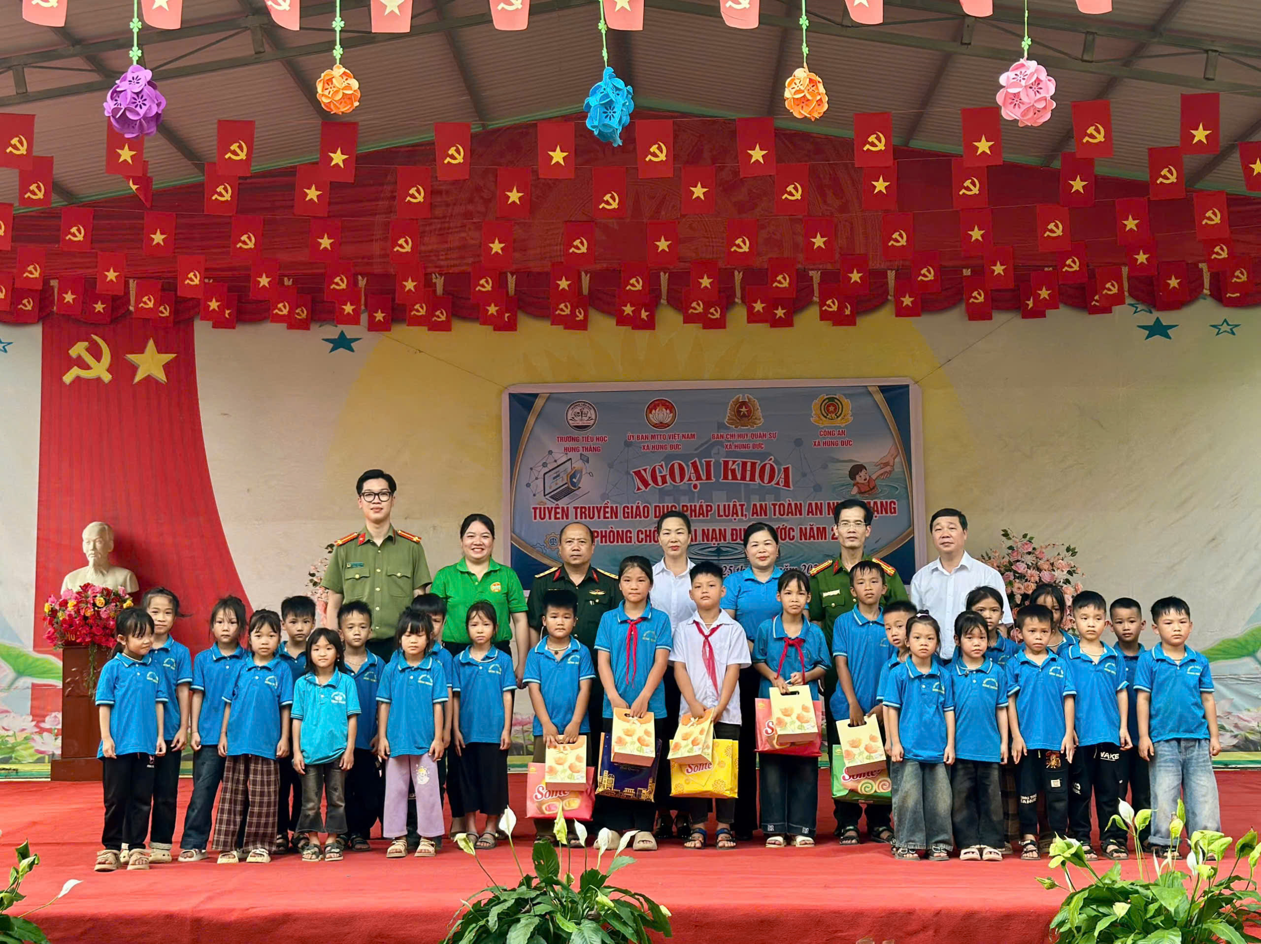 NGOẠI KHÓA TUYÊN TRUYỀN GIÁO DỤC PHÁP LUẬT, AN TOÀN AN NINH MẠNG VÀ PHÒNG CHỐNG TAI NẠN ĐUỐI NƯỚC NĂM 2026
