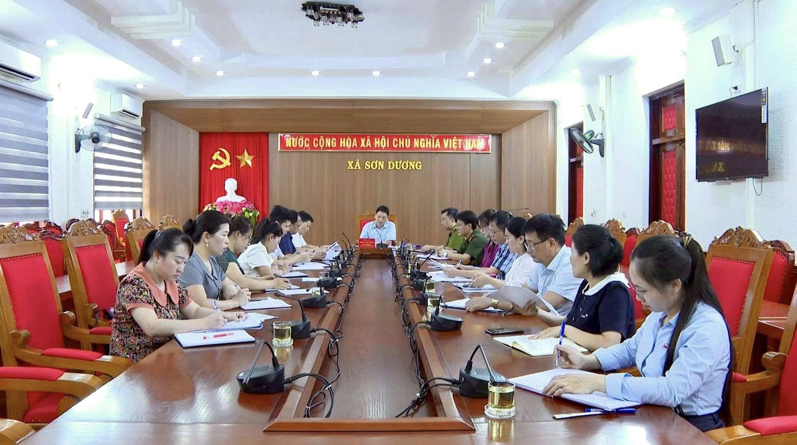 UBND xã Sơn Dương họp đánh giá thực hiện các nhiệm vụ trọng tâm theo kết luận của Chủ tịch UBND tỉnh