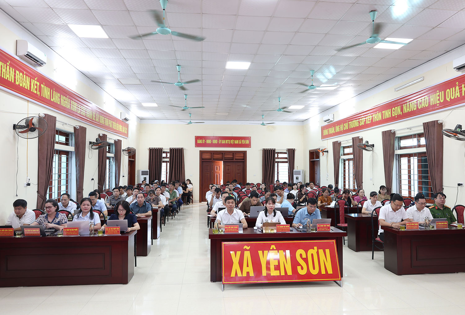 Hội nghị trực tuyến nghiên cứu, học tập, quán triệt và triển khai thực hiện một số Nghị quyết, Chỉ thị của Bộ Chính trị