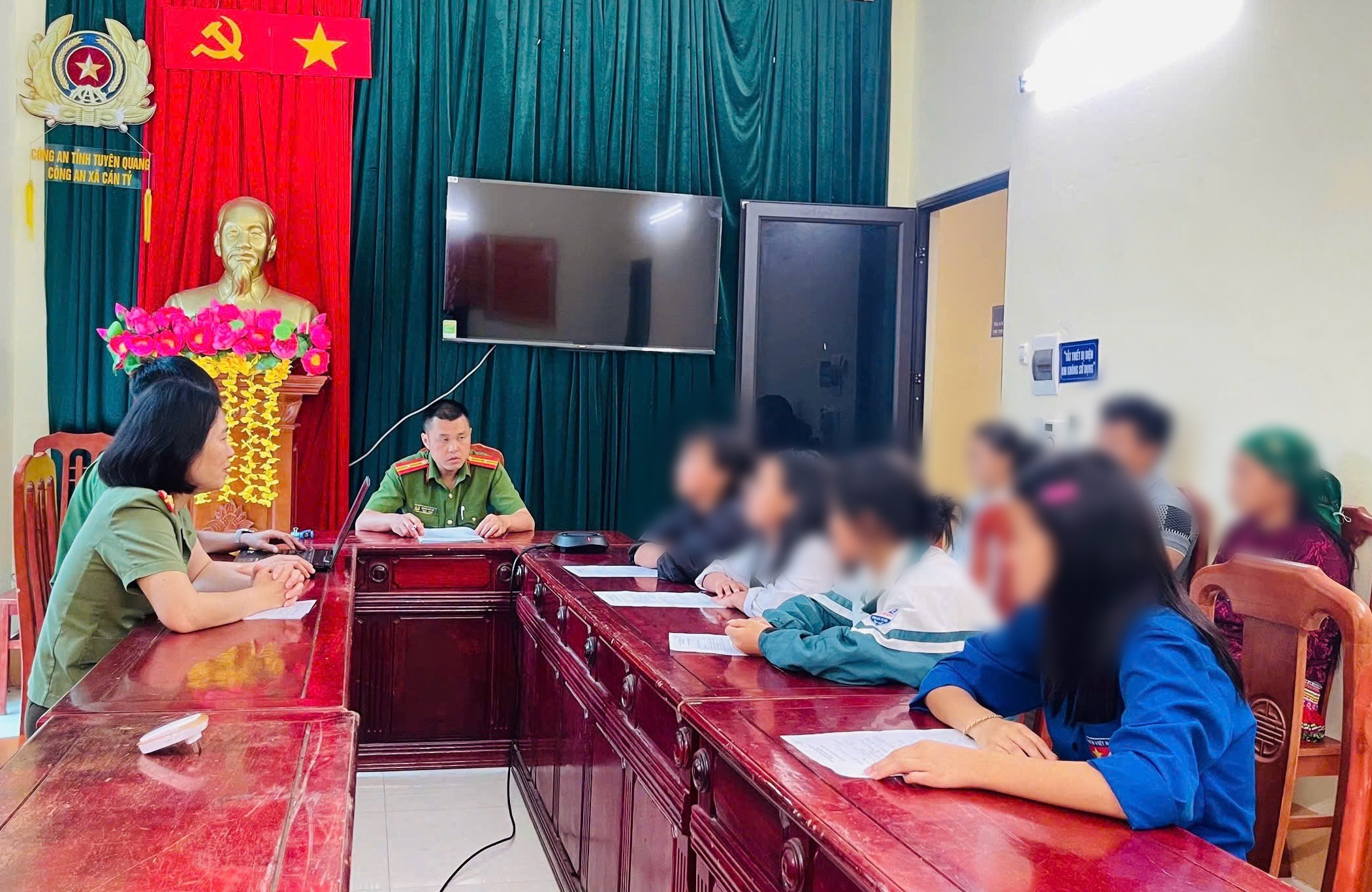KỊP THỜI NGĂN CHẶN CÁC CHÁU HỌC SINH TRƯỚC CÁC CHIÊU TRÒ DỤ DỖ “VIỆC NHẸ, LƯƠNG CAO”