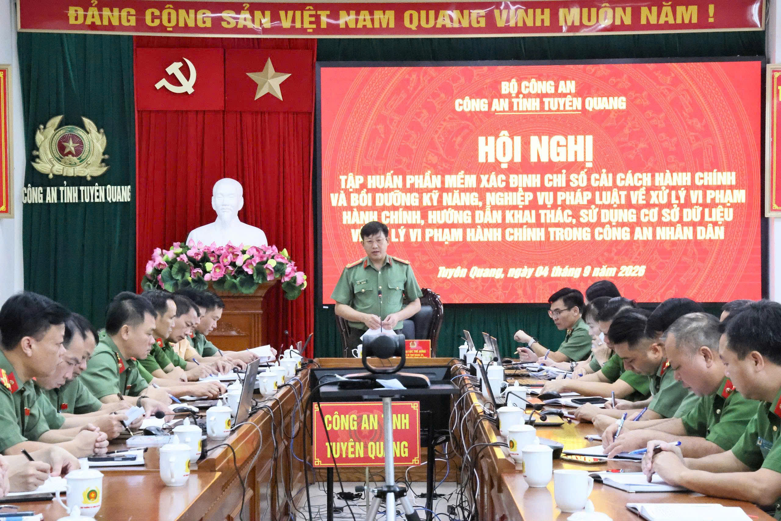 NÂNG CAO KỸ NĂNG XỬ LÝ VI PHẠM HÀNH CHÍNH GẮN VỚI CHUYỂN ĐỔI SỐ