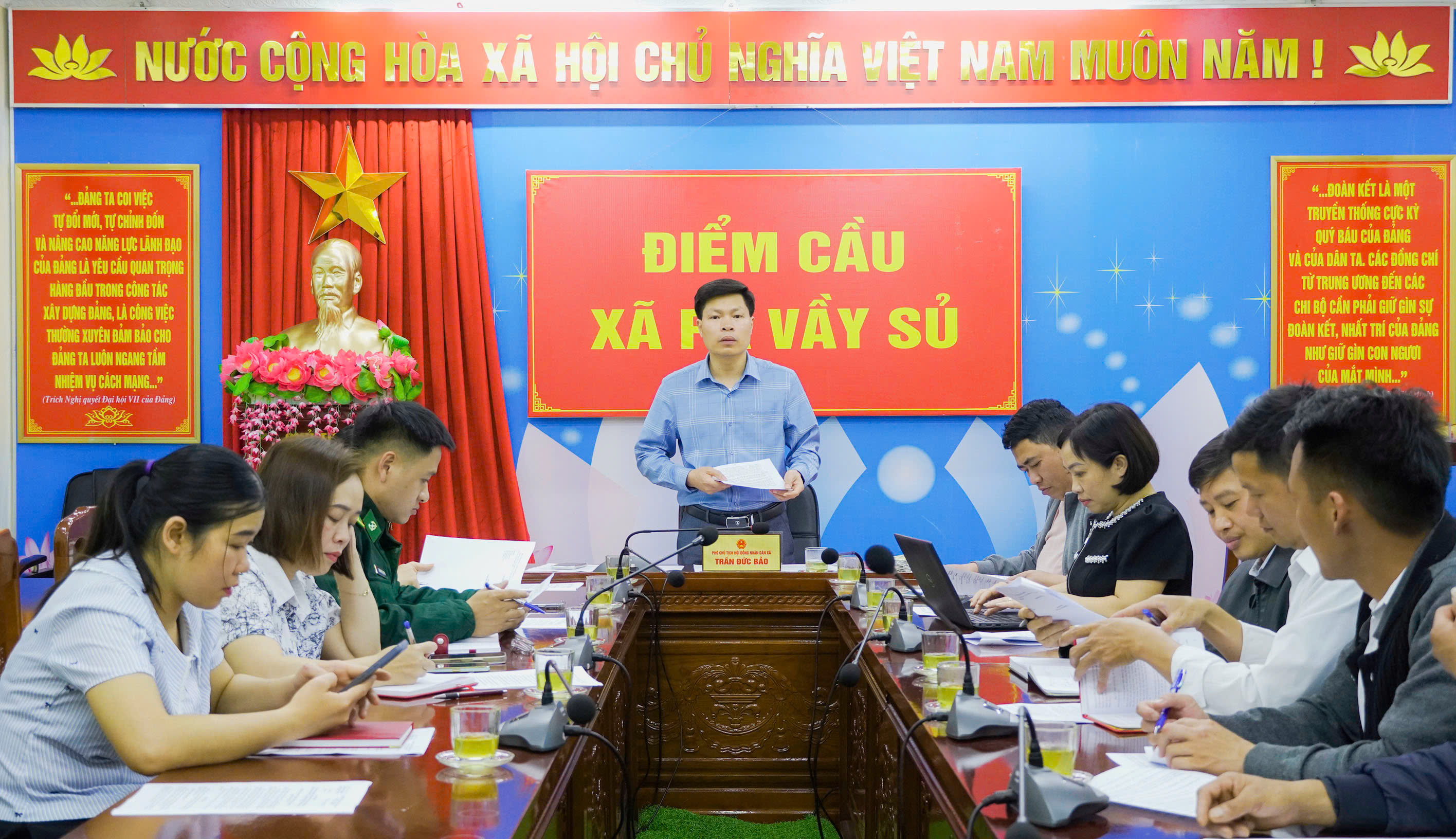 Họp Ban Bầu cử đại biểu Hội đồng nhân dân xã Pà Vầy Sủ nhiệm kỳ 2026 – 2031 các đơn vị bầu cử số 1 và số 5