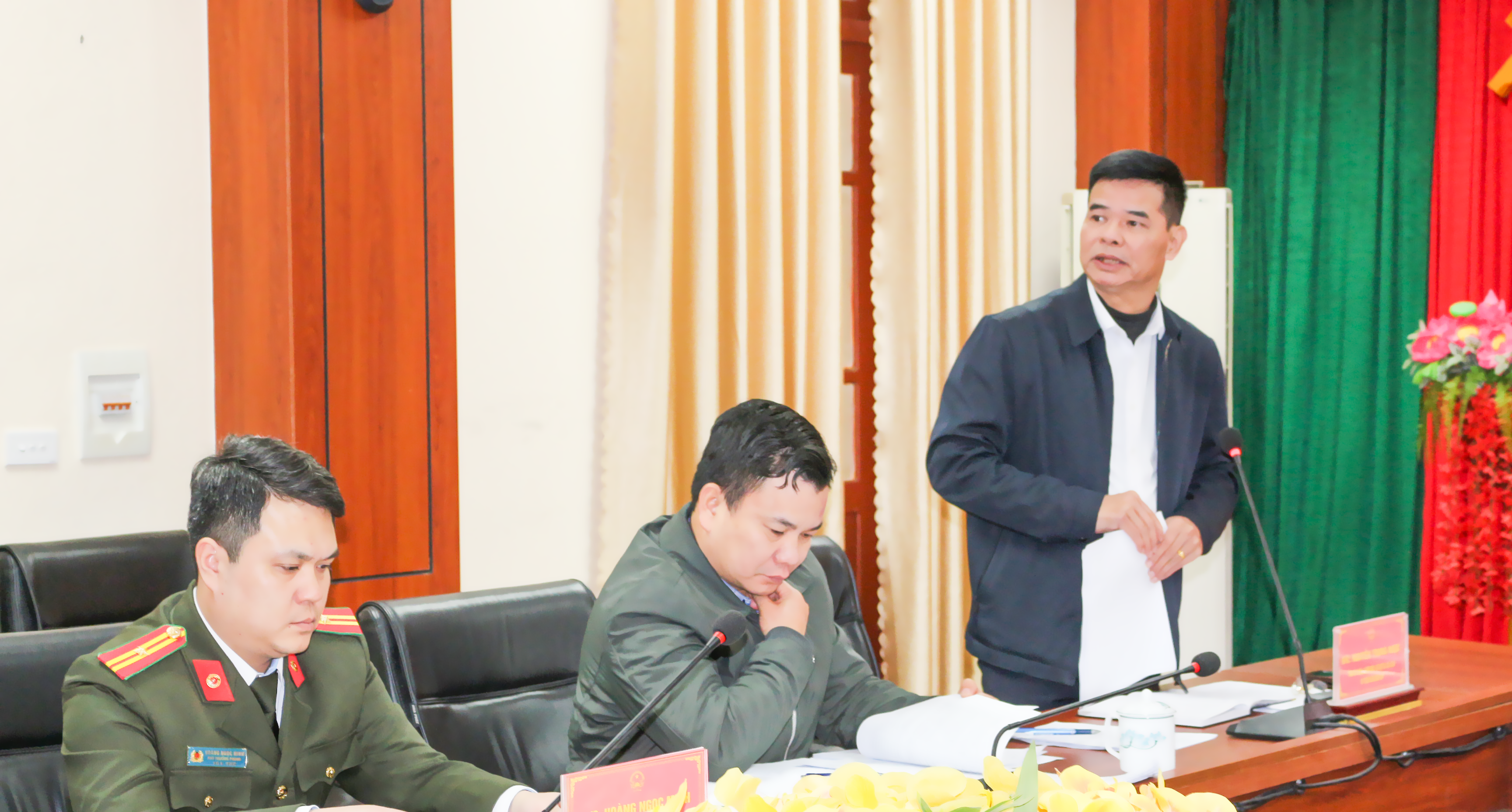 Đồng ch&iacute; Nguyễn Trung Ngọc, Gi&aacute;m đốc Sở VH,TT&DL tỉnh Tuy&ecirc;n Quang ph&aacute;t biểu tại buổi l&agrave;m việc với x&atilde; Quang B&igrave;nh