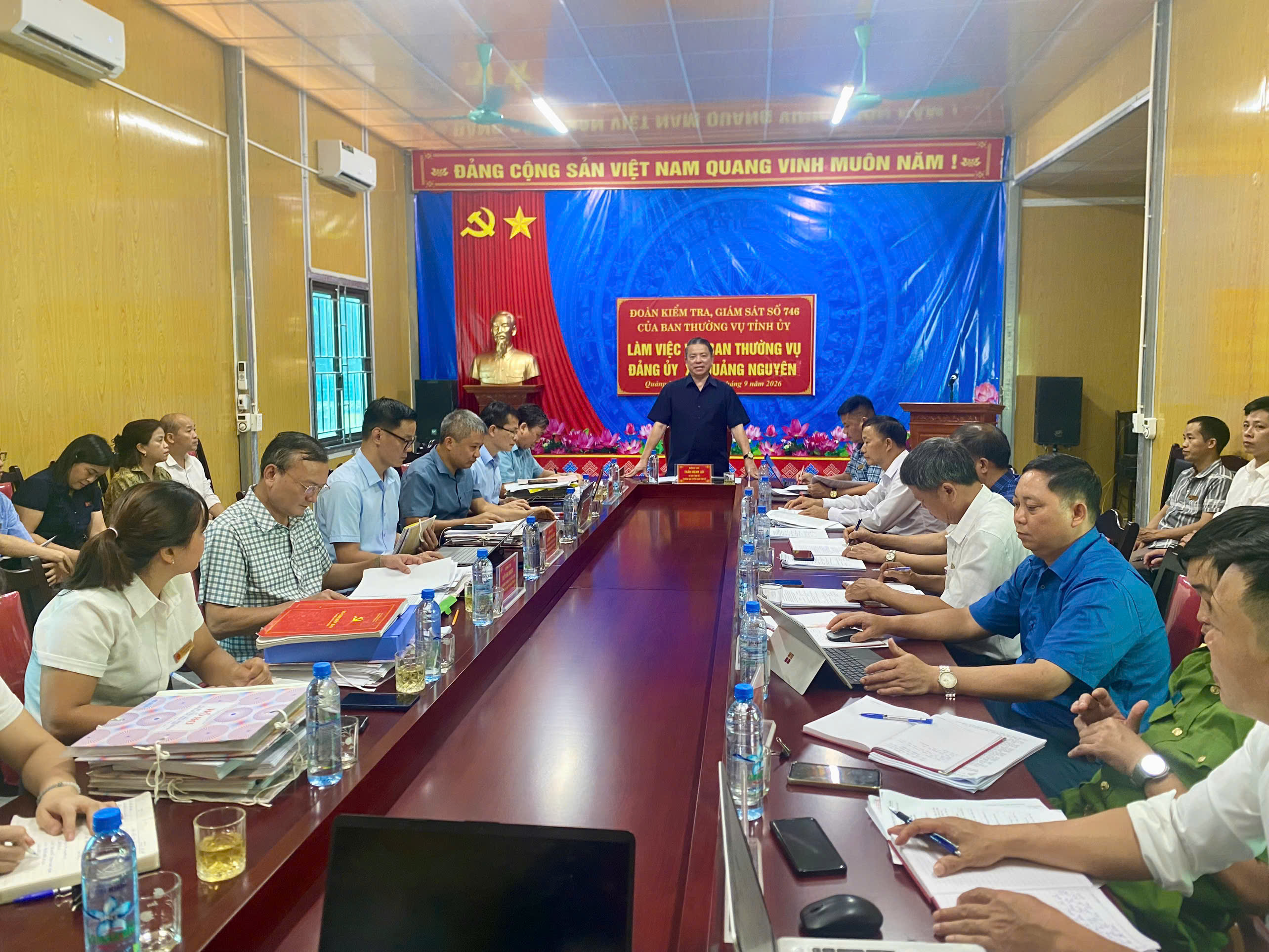 ĐOÀN KIỂM TRA, GIÁM SÁT SỐ 746 CỦA TỈNH ỦY TUYÊN QUANG LÀM VIỆC VỚI BAN THƯỜNG VỤ ĐẢNG ỦY XÃ QUẢNG NGUYÊN