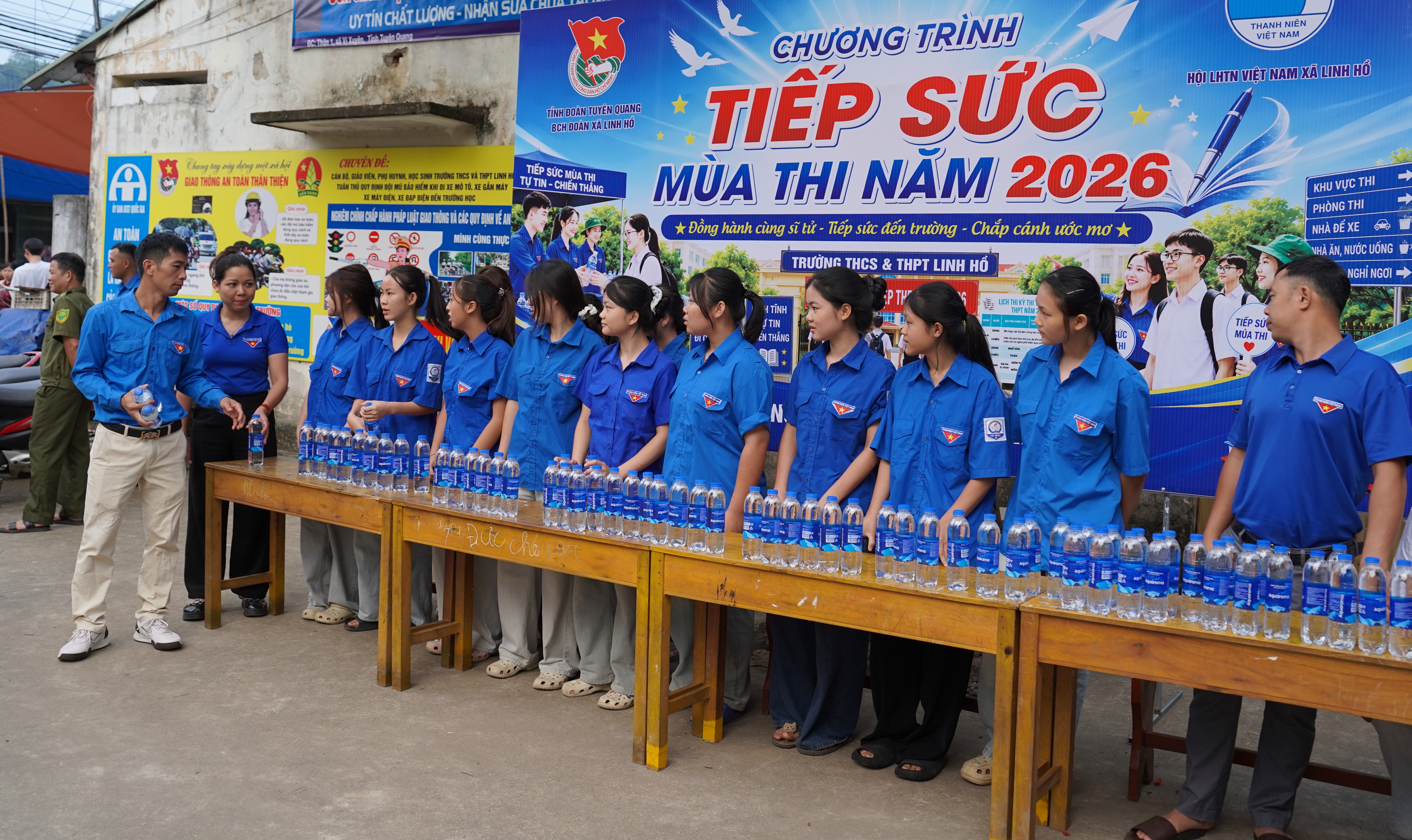 Đoàn thanh niên xã Linh Hồ ra quân “ tiếp sức mùa thi”