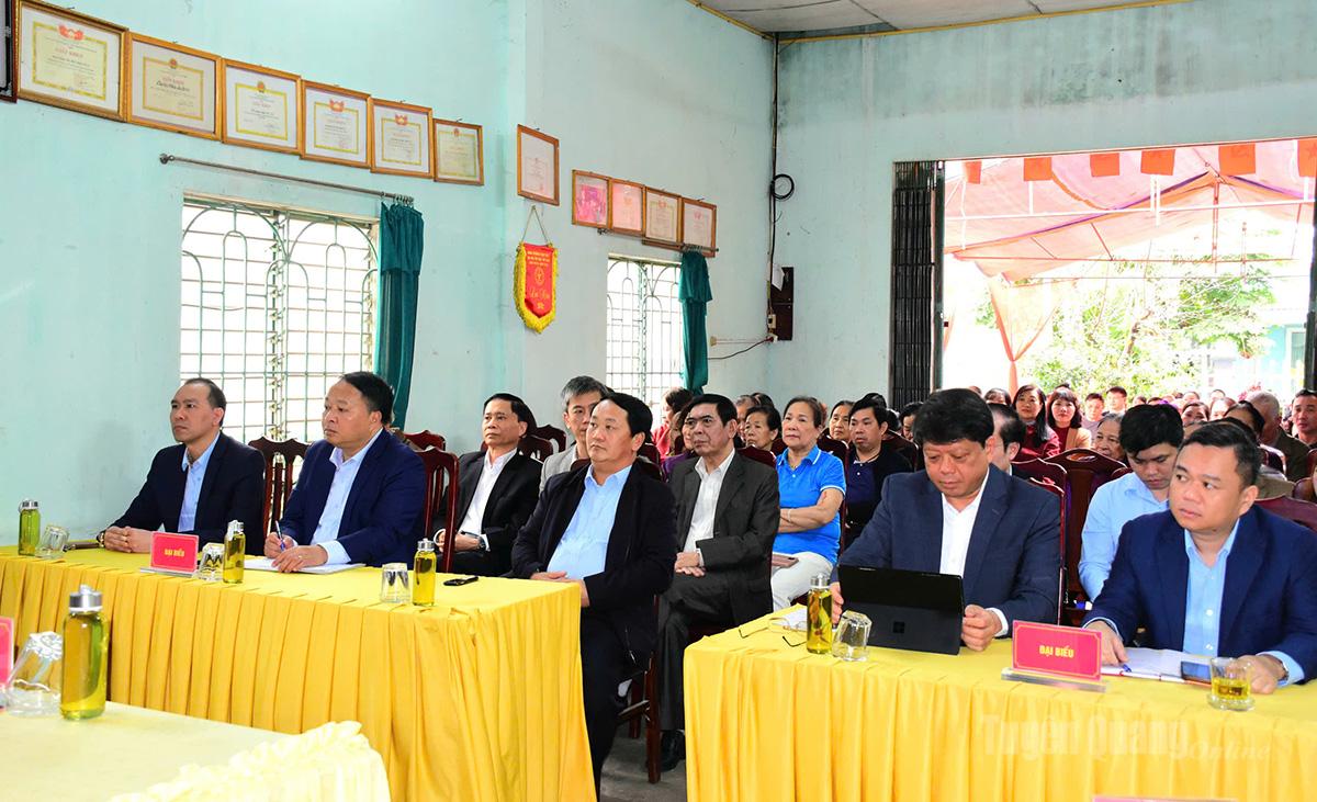 Lấy ý kiến cử tri nơi cư trú đối với người ứng cử đại biểu HĐND các cấp