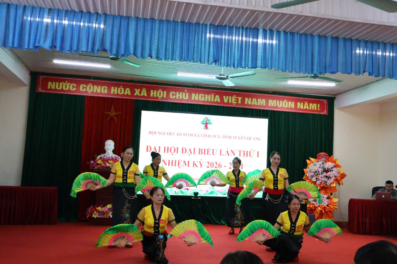 Đại hội NCT m&uacute;a.jpg