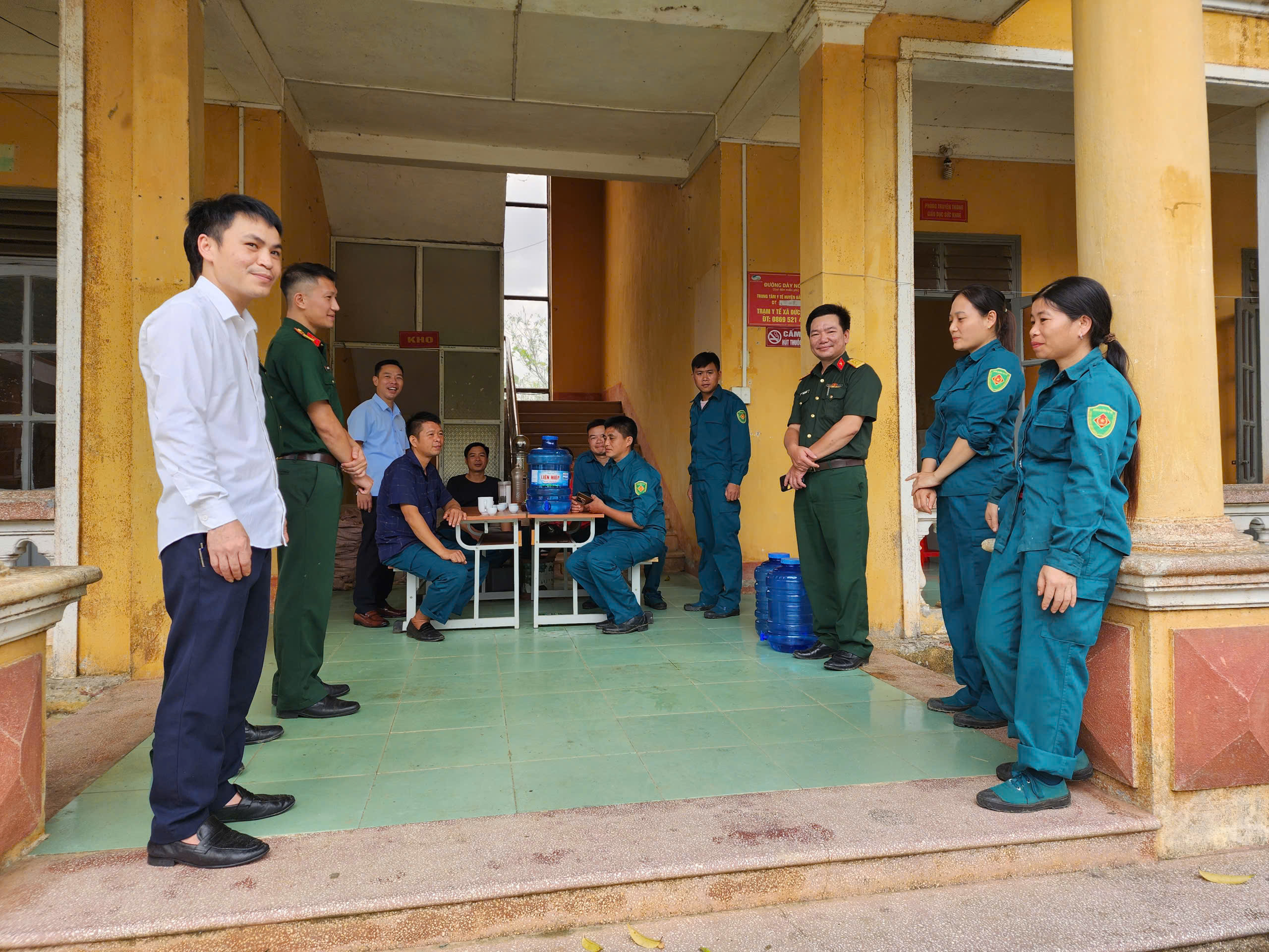 Chủ tịch UBND xã Liên Hiệp kiểm tra đột xuất công tác huấn luyện của Ban CHQS xã