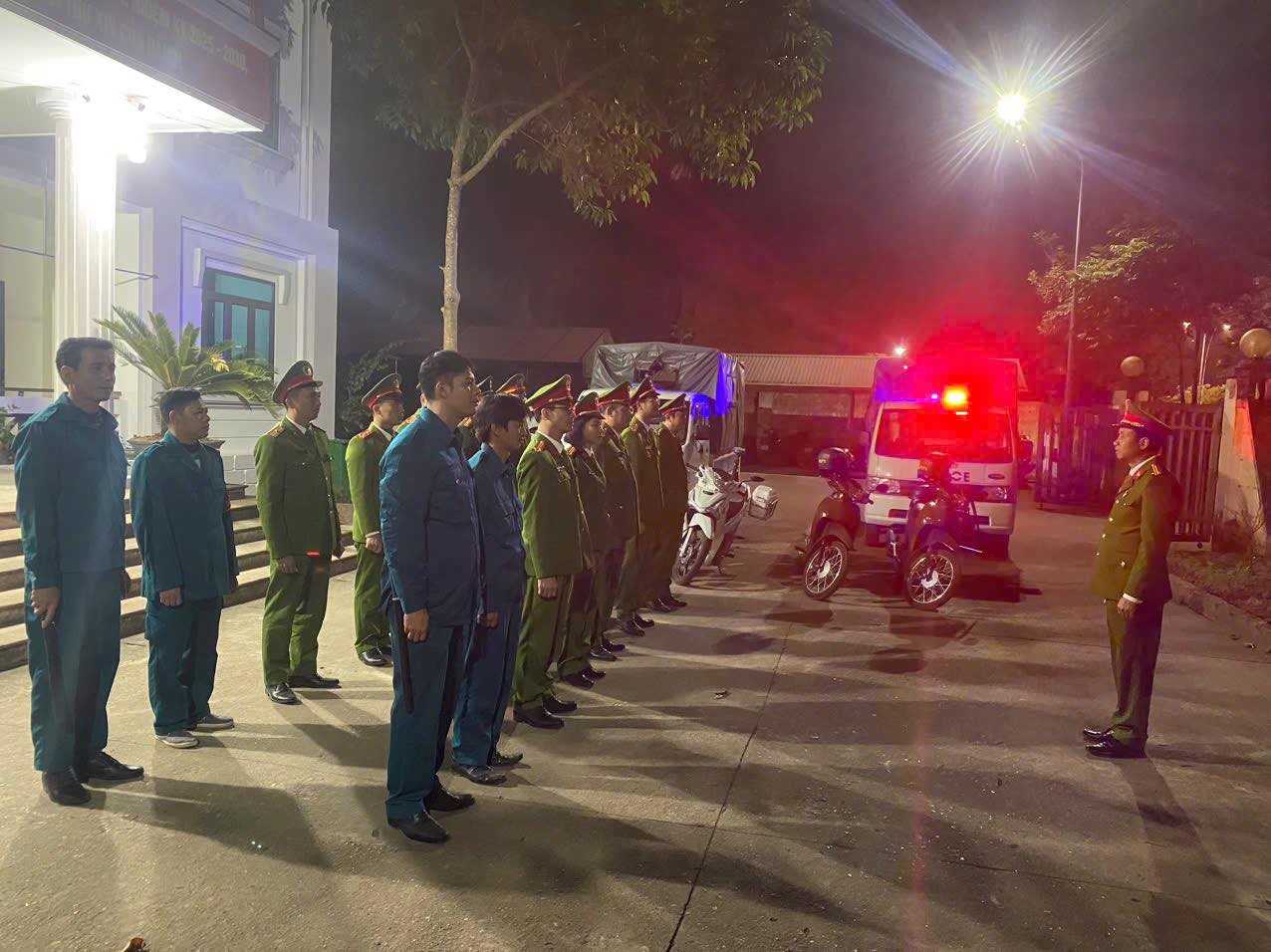 CÔNG AN PHƯỜNG AN TƯỜNG RA QUÂN TUẦN TRA KHÉP KÍN, PHỐI HỢP BAN CHỈ HUY QUÂN SỰ PHƯỜNG ĐẢM BẢO ANTT DỊP TẾT DƯƠNG LỊCH 2026