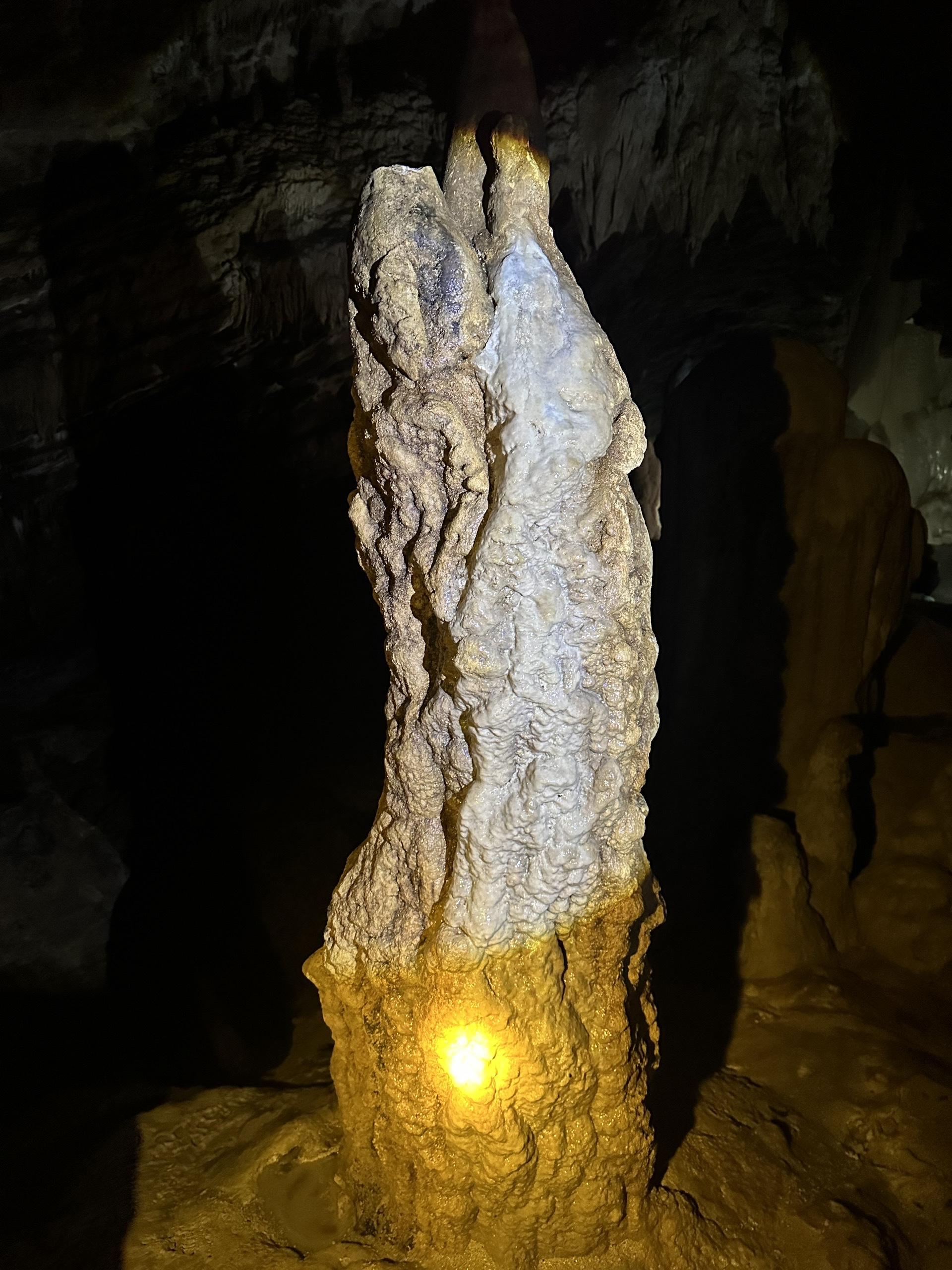 hang thủng 5.jpg