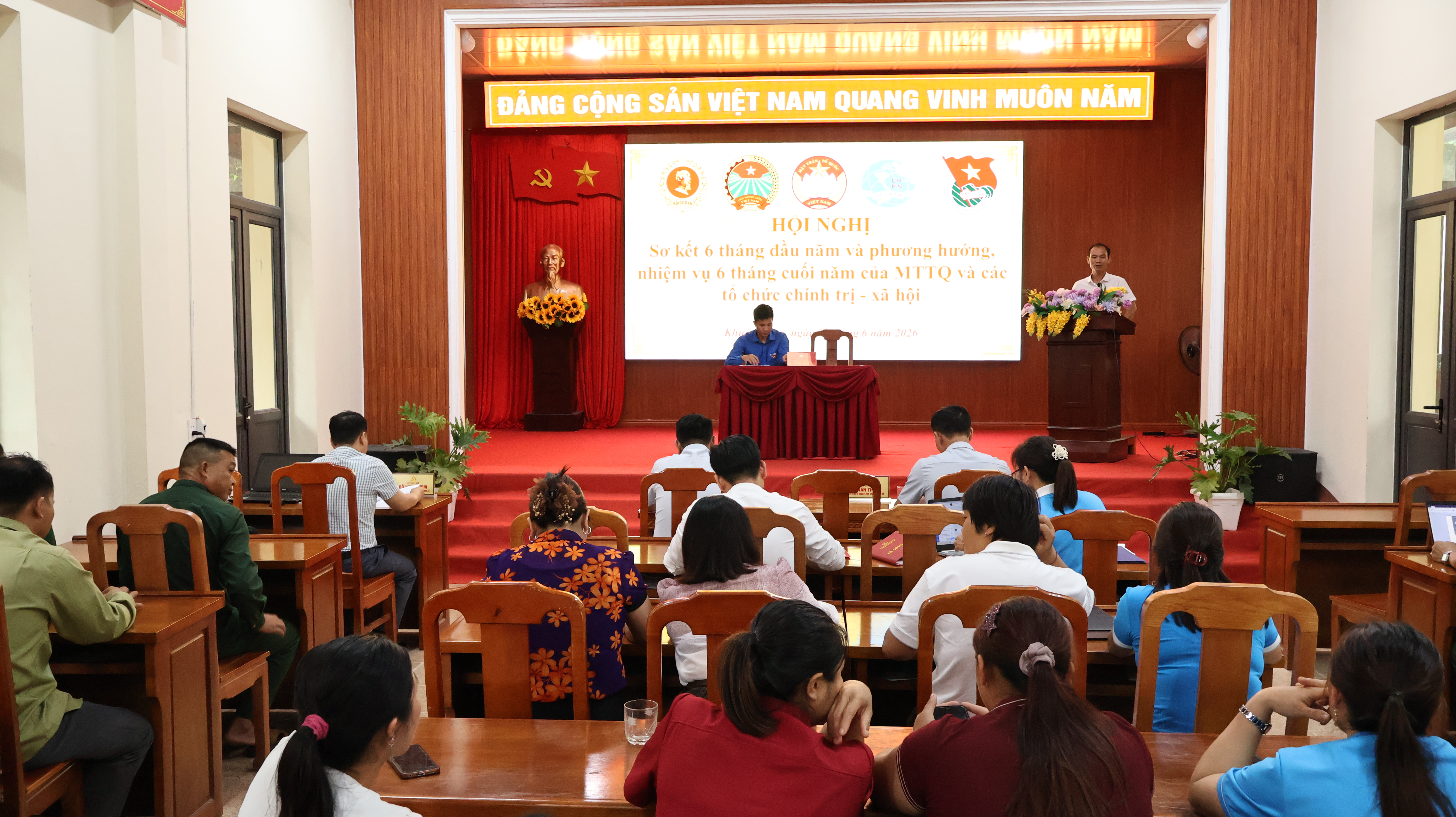 ỦY BAN MTTQ VIỆT NAM XÃ KHUÔN LÙNG VÀ CÁC TỔ CHỨC CHÍNH TRỊ - XÃ HỘI TỔ CHỨC HỘI NGHỊ SƠ KẾT CÔNG TÁC 6 THÁNG ĐẦU NĂM, TRIỂN KHAI PHƯƠNG HƯỚNG, NHIỆM VỤ 6 THÁNG CUỐI NĂM 2026