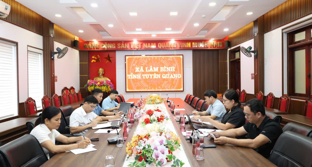 Lâm Bình thực hiện tốt chính sách đối với người có uy tín trong đồng bào dân tộc thiểu số