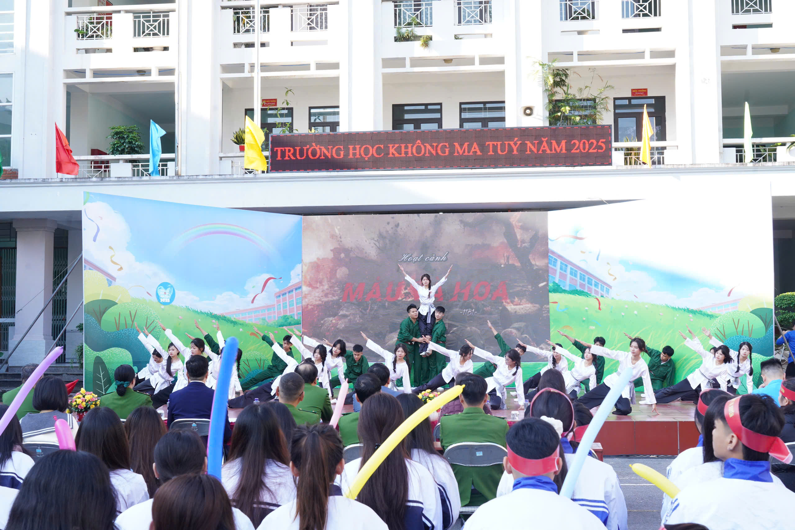 SỨC HÚT TỪ CUỘC THI “TRƯỜNG HỌC KHÔNG MA TÚY” NƠI BIÊN CƯƠNG