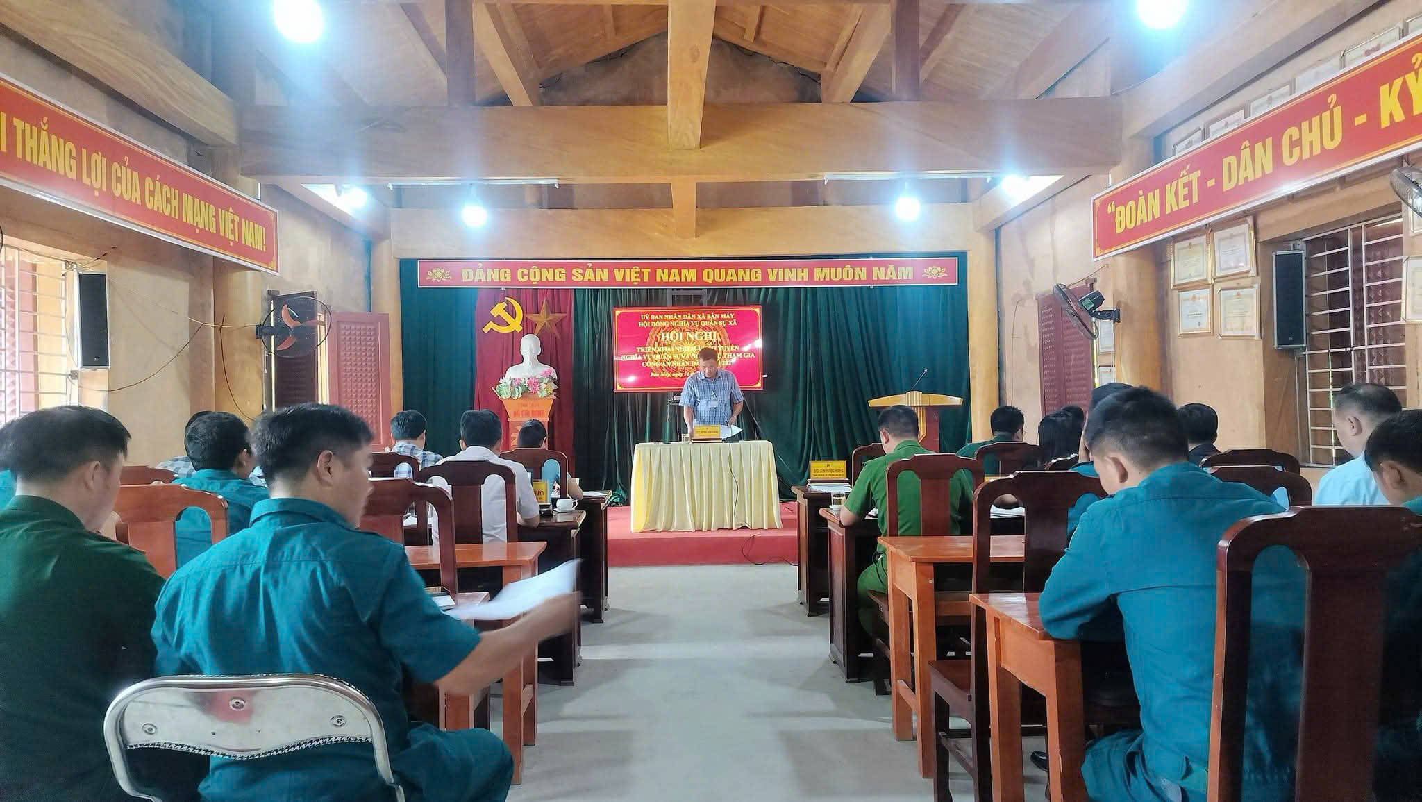 XÃ BẢN MÁY TRIỂN KHAI NHIỆM VỤ SƠ TUYỂN NGHĨA VỤ QUÂN SỰ VÀ THỰC HIỆN NGHĨA VỤ THAM GIA CÔNG AN NHÂN DÂN NĂM 2027