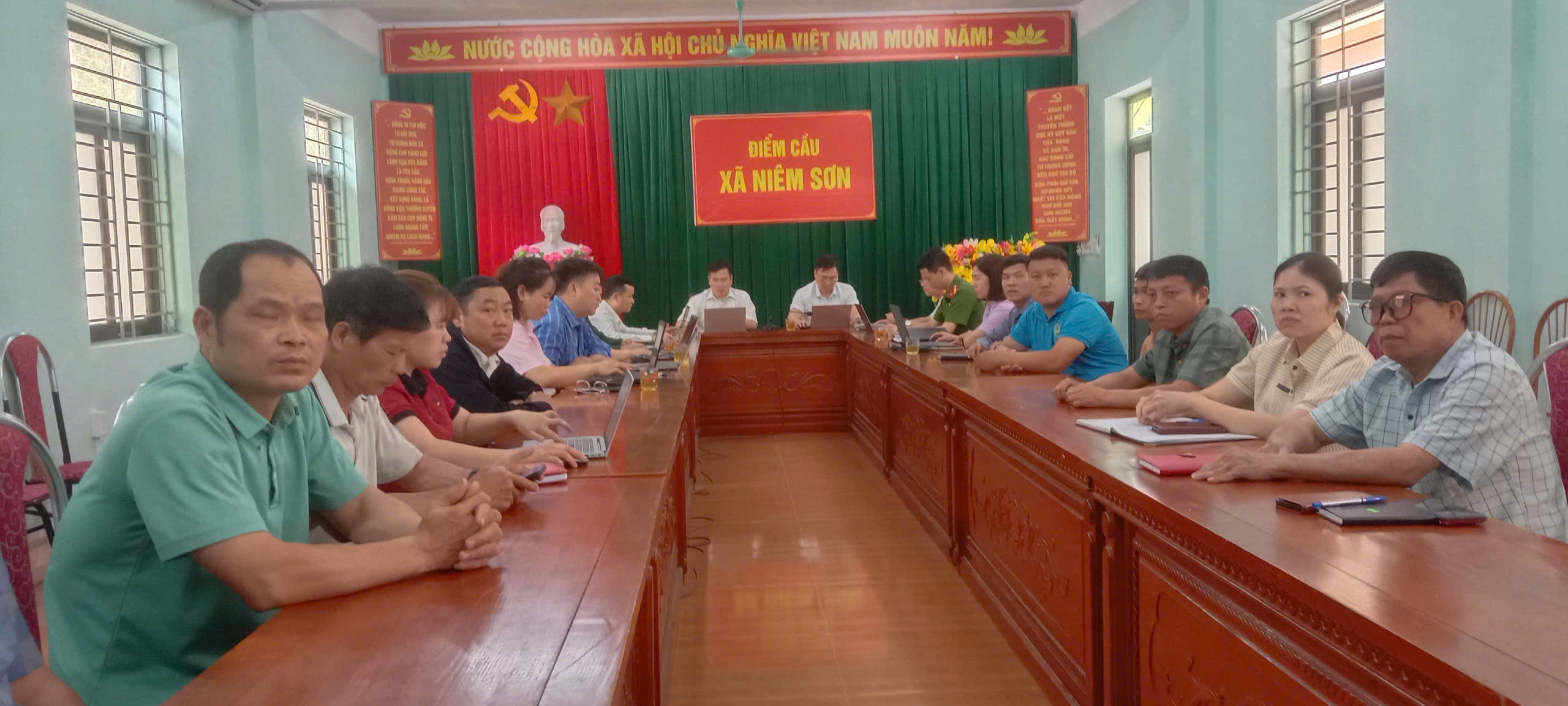 Xã Niêm Sơn dự Hội nghị toàn quốc tổng kết công tác bầu cử đại biểu Quốc hội khóa XVI và Đại biểu Hội đồng nhân dân các cấp nhiệm kỳ 2026 – 2031