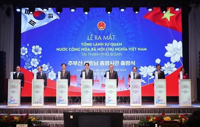 Vietnamese Consulate General makes debut in Busan