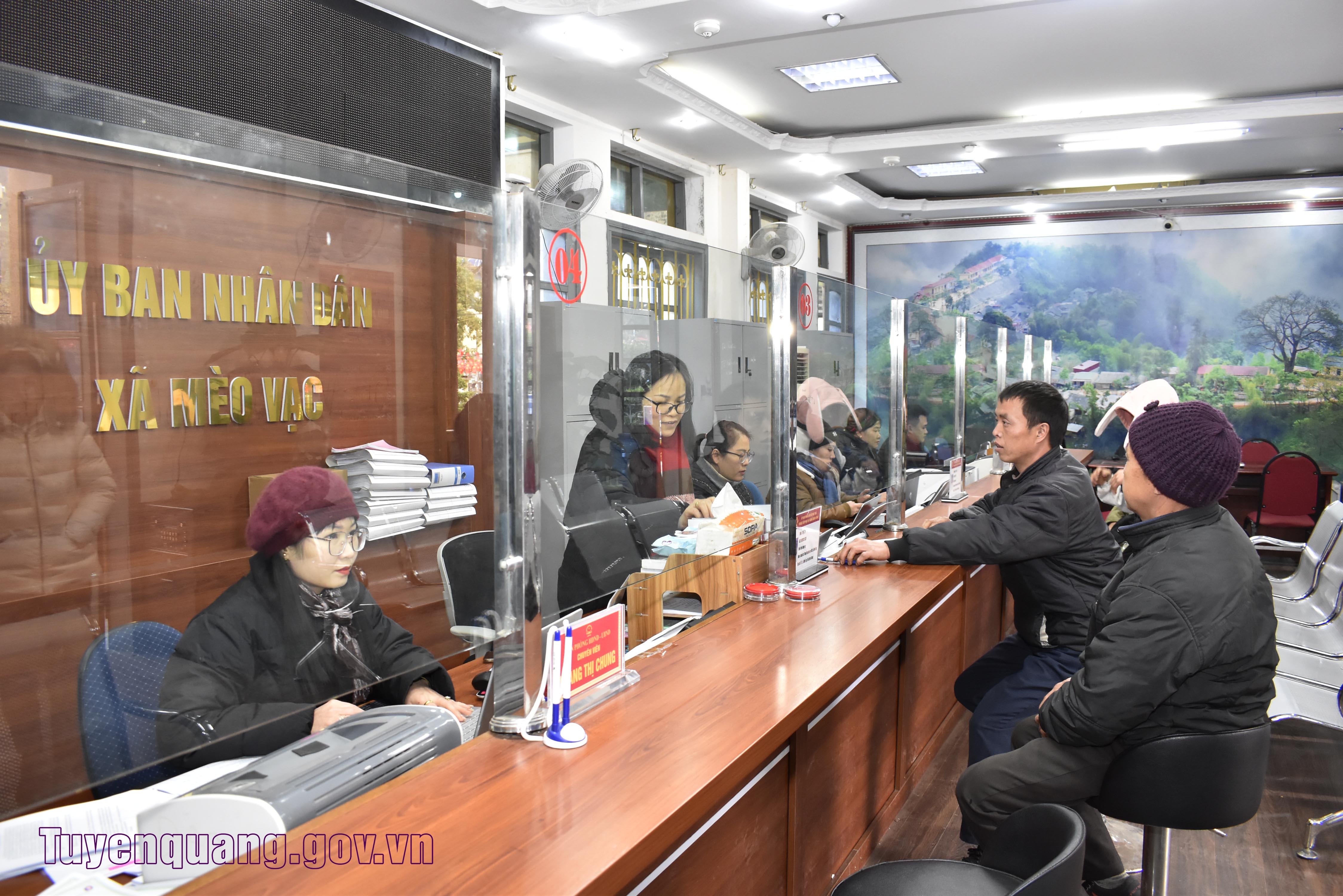 Mèo Vạc đẩy mạnh cải cách hành chính, hướng tới nền hành chính phục vụ Nhân dân