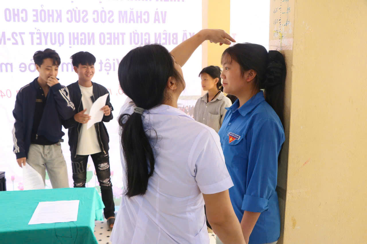z7743770534301_018d7726391dababfb13a0d25129efd8.jpg