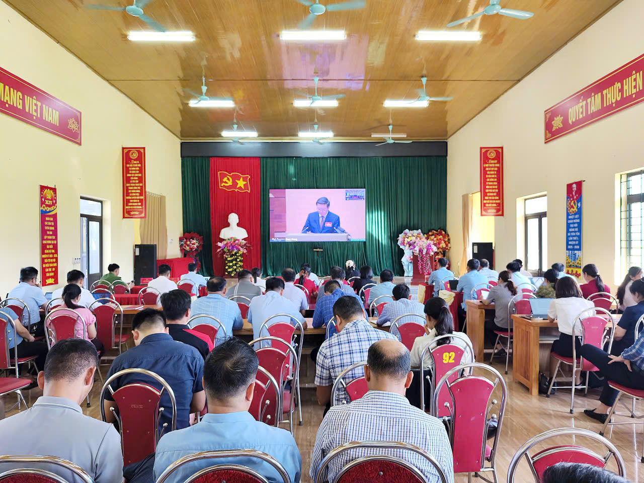 Xã Tiên Yên tham dự Hội nghị toàn quốc nghiên cứu, quán triệt, triển khai thực hiện một số Nghị quyết, Chỉ thị của Bộ Chính trị