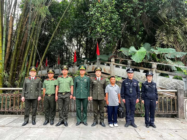 TRAO TRẢ CÔNG DÂN TRUNG QUỐC TRỐN KHỎI CAMPUCHIA, NHẬP CẢNH TRÁI PHÉP VÀO VIỆT NAM