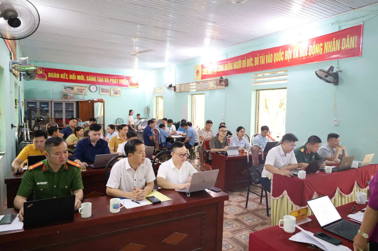 c&aacute;c đb dự.jpg