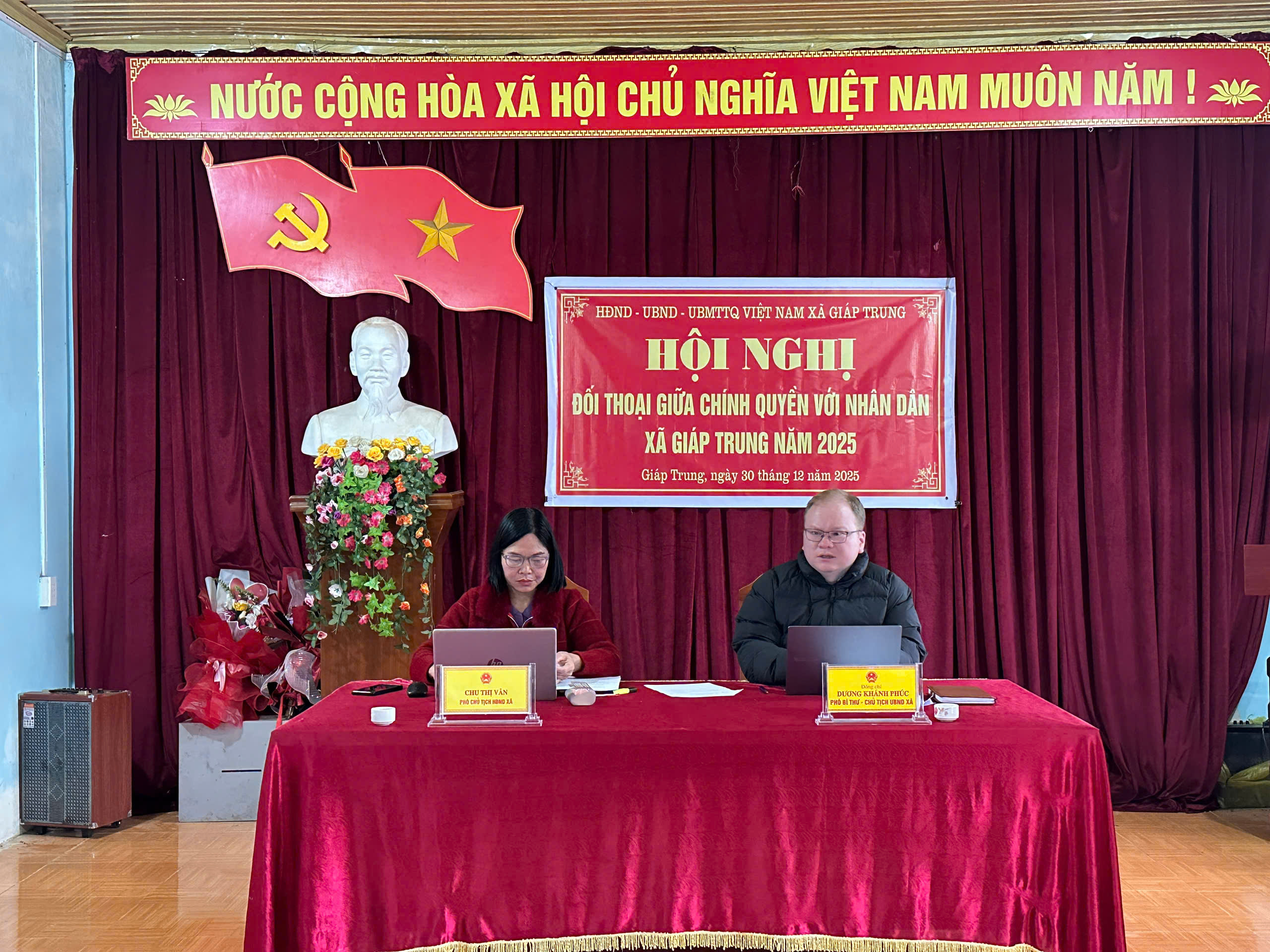                       Hội nghị đối thoại giữa chính quyền với nhân dân xã Giáp Trung năm 2025