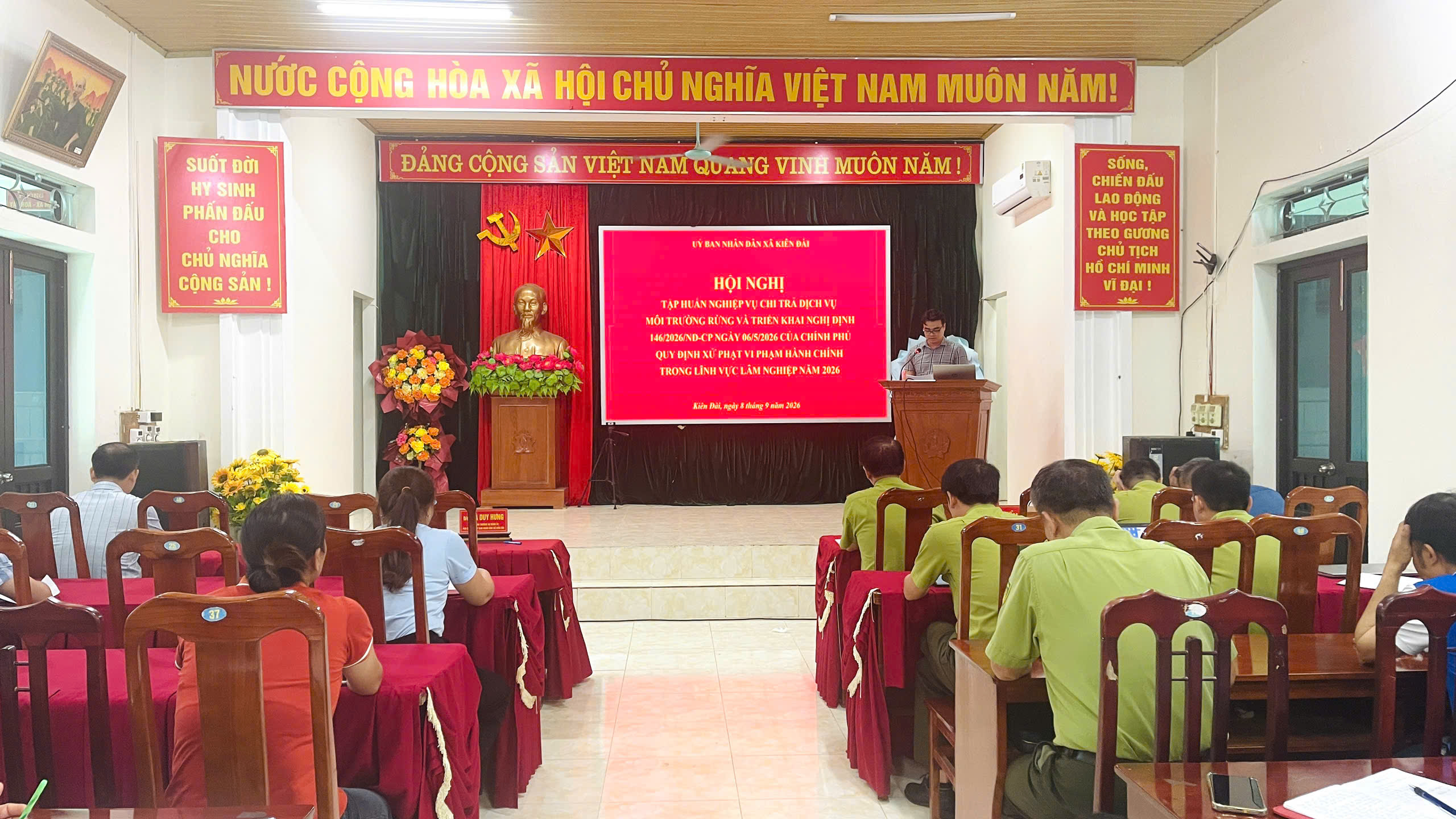Xã Kiên Đài tập huấn nghiệp vụ quản lý, sử dụng tiền dịch vụ môi trường rừng và phổ biến pháp luật về lâm nghiệp