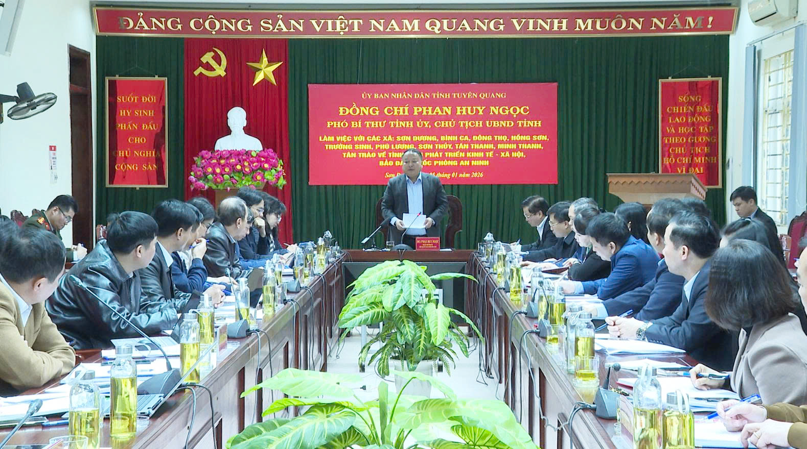 Chủ tịch UBND tỉnh Phan Huy Ngọc yêu cầu các xã quyết liệt hành động, tạo bứt phá tăng trưởng từ đầu năm 2026