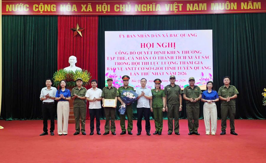 c1d2529e-fecc-44a6-be1e-22b1c03f6044.jpg