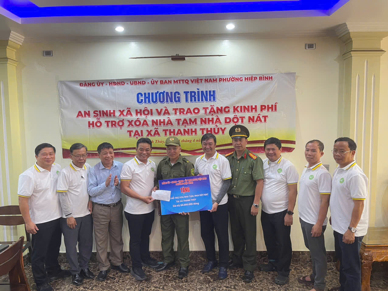 CHUNG TAY XÂY DỰNG MÁI ẤM KIÊN CỐ CHO NGƯỜI DÂN KHÓ KHĂN