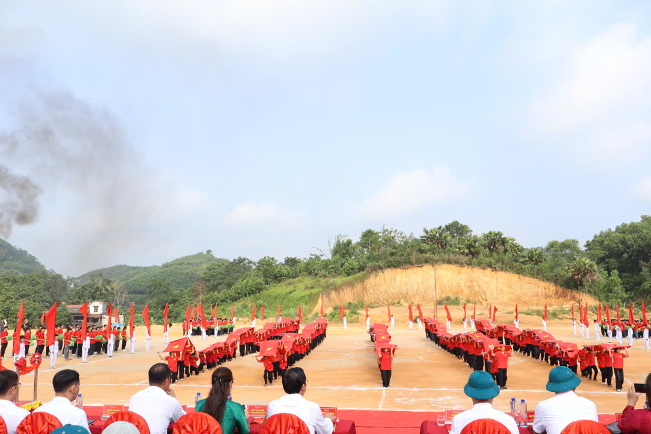 Khai mạc màn DD.jpg