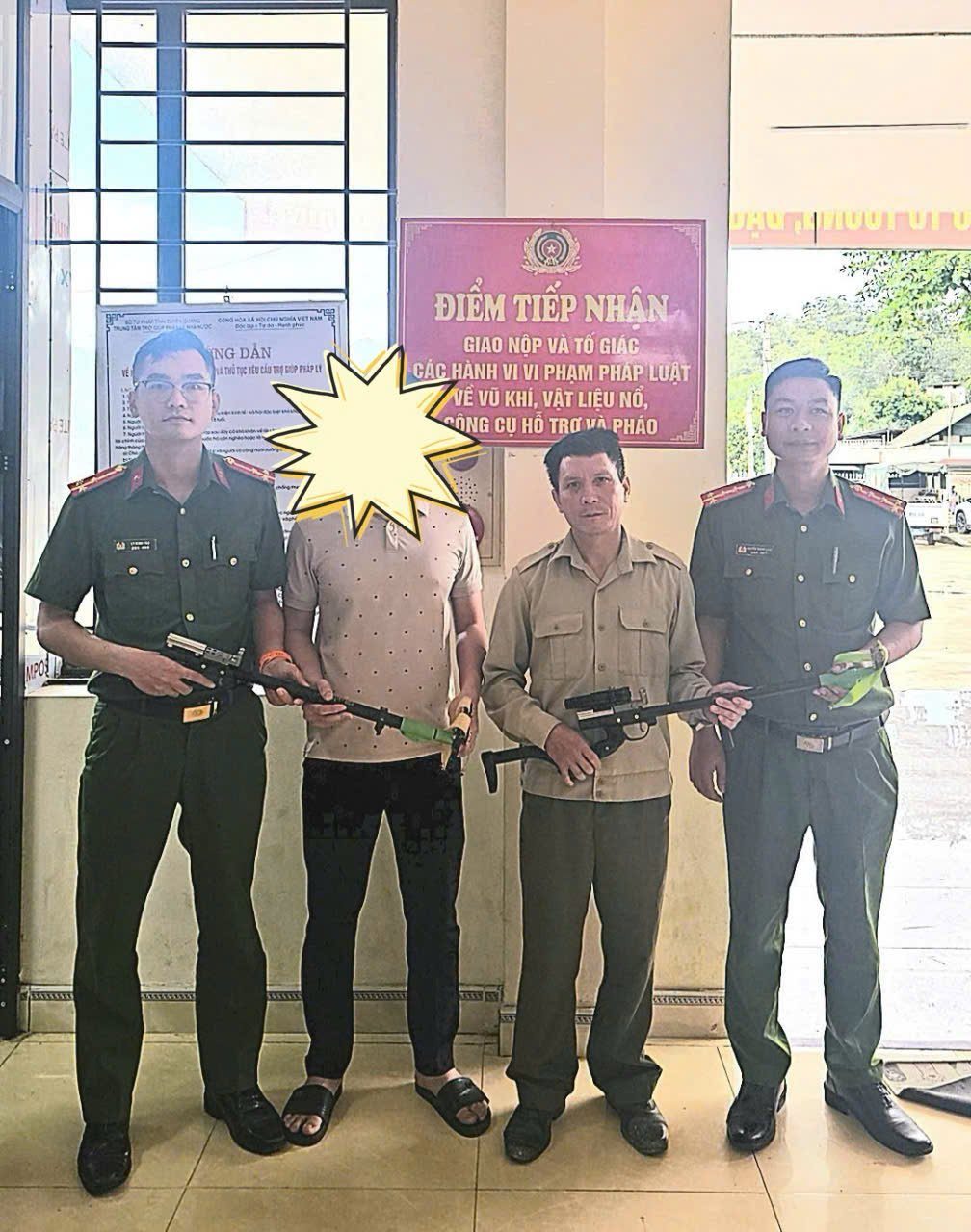 CÔNG AN XÃ HÒA AN NÂNG CAO NHẬN THỨC, TỰ GIÁC GIAO NỘP NÁ CAO SU VÌ AN TOÀN CỘNG ĐỒNG