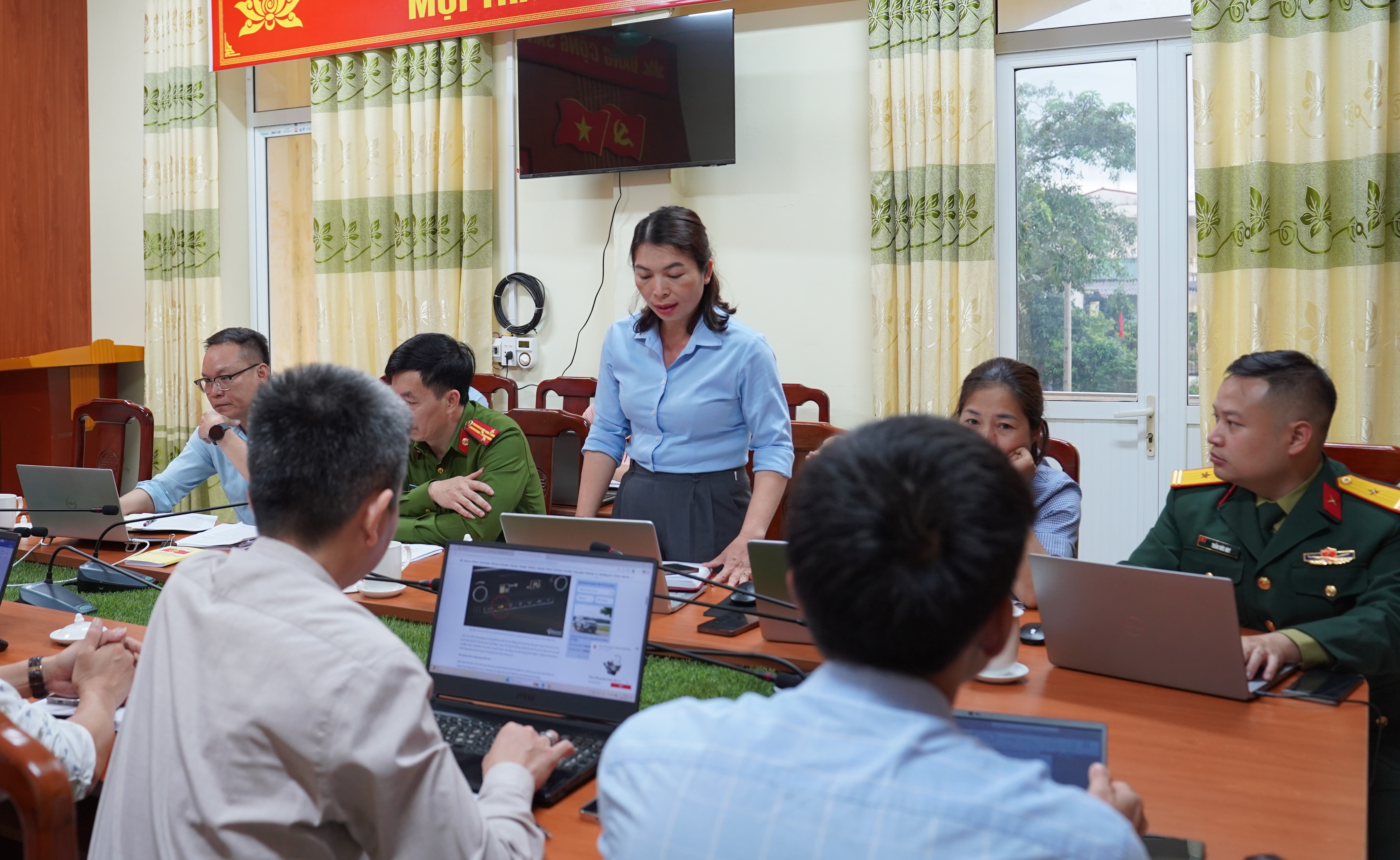 Phi&ecirc;n họp 4.JPG