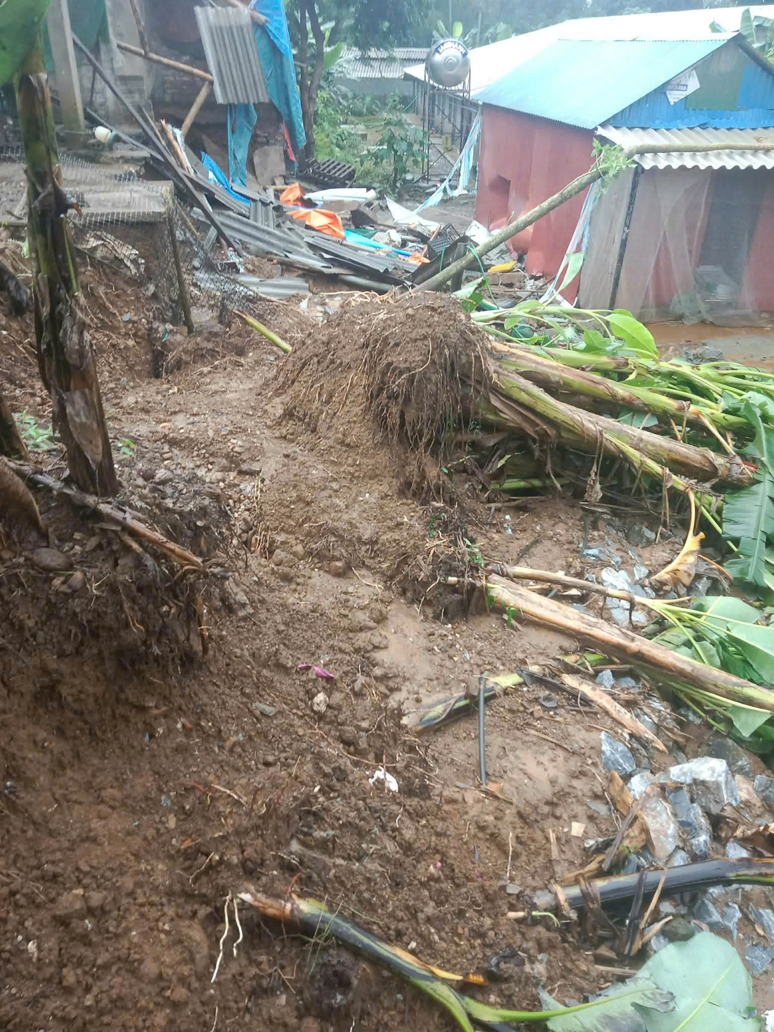 Sạt lở 8.jpg