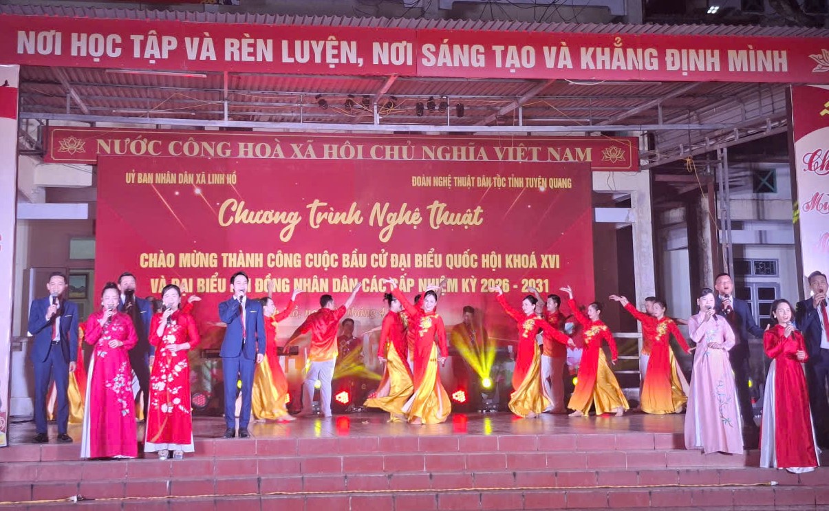 Văn nghệ 4.jpg