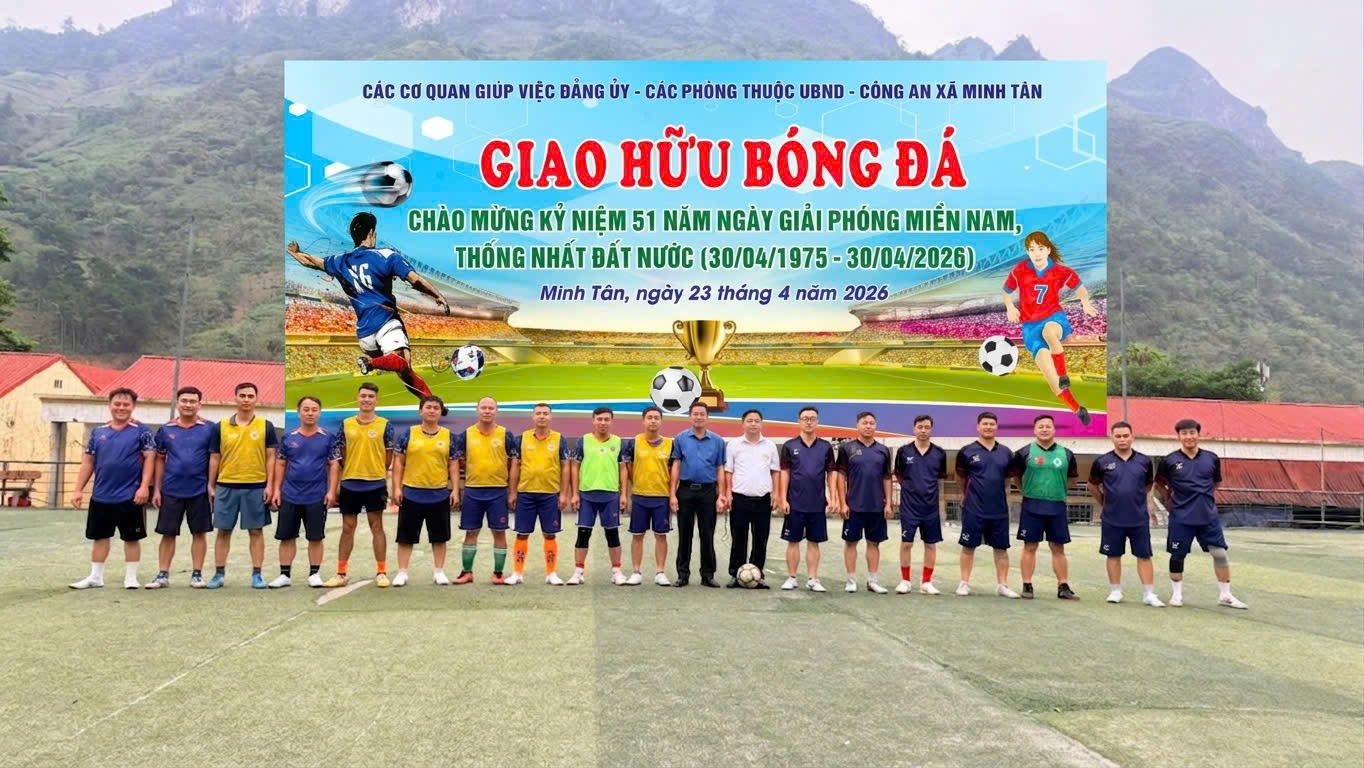 GIAO HỮU BÓNG ĐÁ CHÀO MỪNG KỶ NIỆM 51 NĂM NGÀY GIẢI PHÓNG MIỀN NAM, THỐNG NHẤT ĐẤT NƯỚC