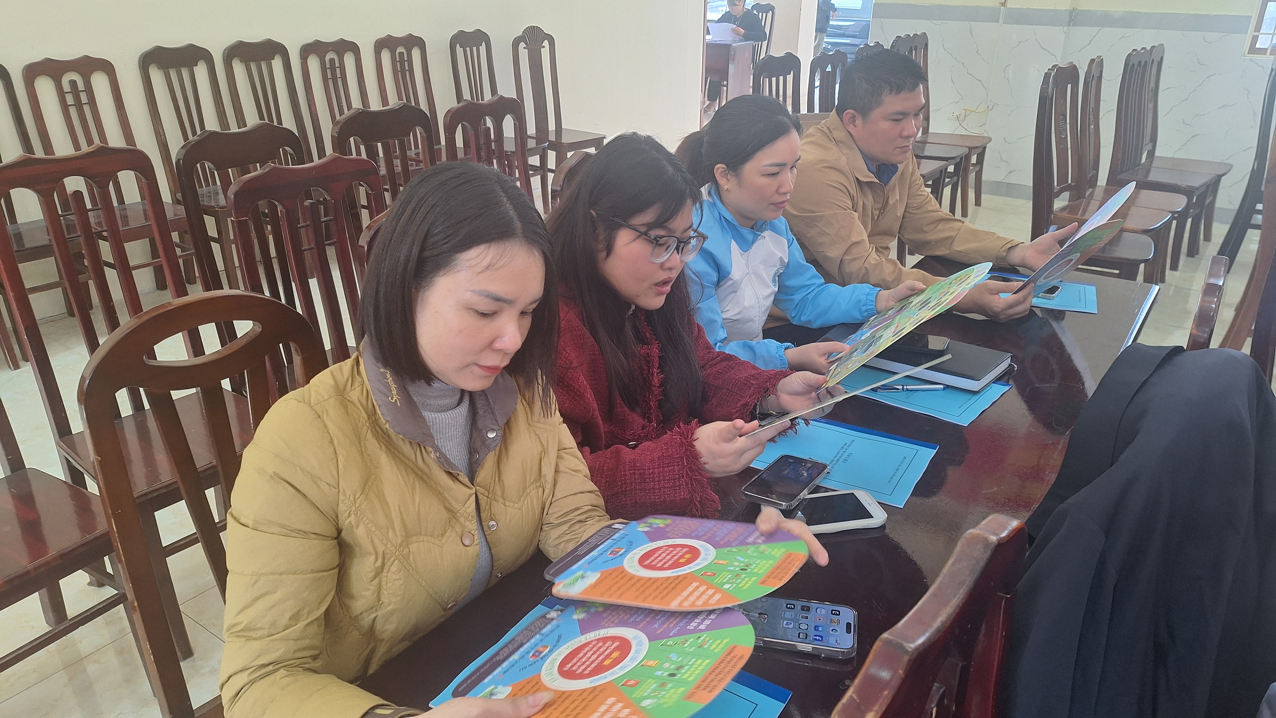 HỘI NGHỊ TẬP HUẤN NGHIỆP VỤ, KỸ NĂNG PHỔ BIẾN GIÁO DỤC PHÁP LUẬT CHO CÁN BỘ, TUYÊN TRUYỀN VIÊN, LUẬT GIA CƠ SỞ