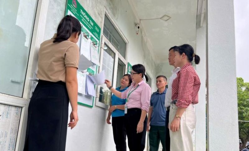 ĐOÀN KIỂM TRA GIÁM SÁT BAN ĐẠI DIỆN HỘI ĐỒNG QUẢN TRỊ NGÂN HÀNG CHÍNH SÁCH XÃ HỘI HÙNG AN, THỰC HIỆN KẾ HOẠCH KIỂM TRA, GIÁM SÁT TẠI ĐIỂM GIAO DỊCH TIÊN KIỀU THUỘC XÃ HÙNG AN