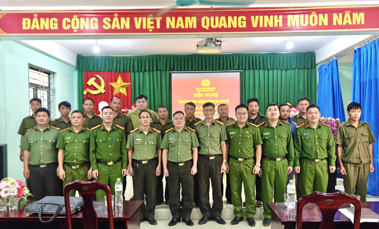 TIẾP TỤC PHÁT HUY HIỆU QUẢ CÔNG TÁC CỦA LỰC LƯỢNG THAM GIA BẢO VỆ AN NINH TRẬT TỰ Ở CƠ SỞ XÃ BẠCH ĐÍCH