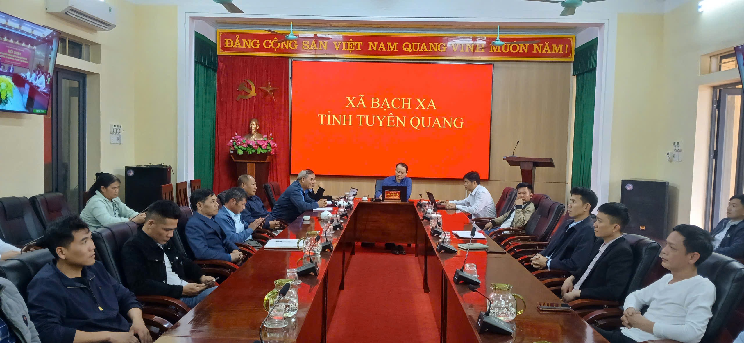 HỘI NGHỊ TUYÊN TRUYỀN KIẾN THỨC VỀ CHUYỂN ĐỔI GIỐNG CÂY TRỒNG, VẬT NUÔI