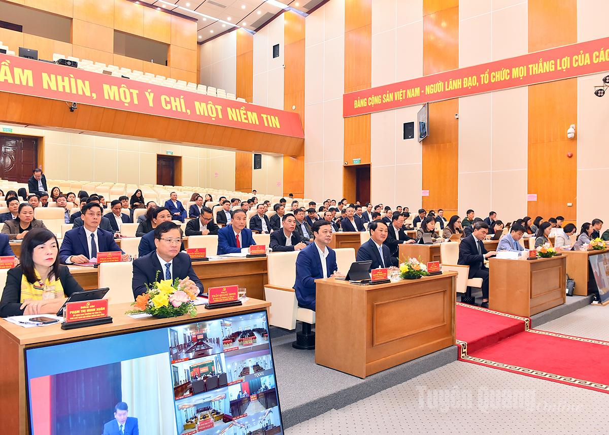 Phát huy đoàn kết, thống nhất, quyết tâm cao trong công tác tổ chức xây dựng Đảng