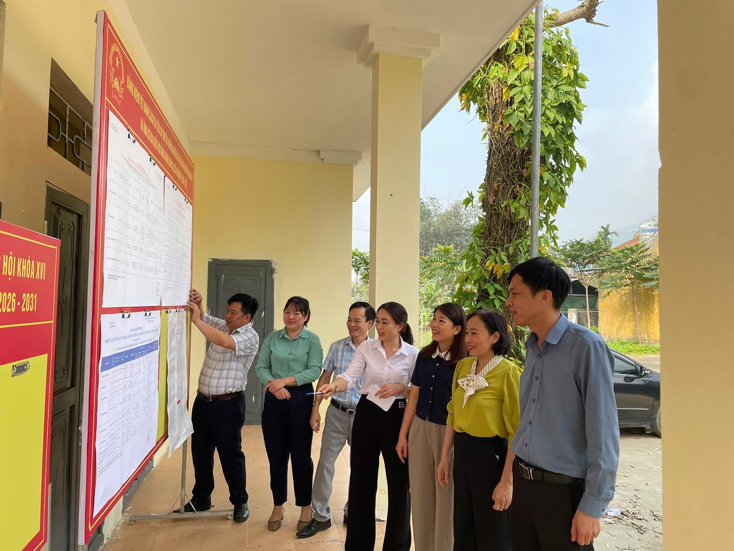 Hùng Đức sẵn sàng cho ngày hội lớn: Kiểm tra tiến độ, niêm yết đúng quy định