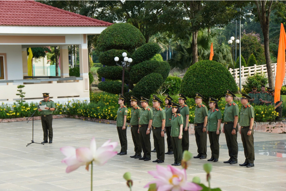 CỤM THI ĐUA SỐ 02 - KHỐI CÁC ĐƠN VỊ TRỰC THUỘC BỘ TỔ CHỨC CÁC HOẠT ĐỘNG SINH HOẠT CHÍNH TRỊ TẠI TỈNH TÂY NINH