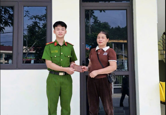 CÔNG AN XÃ YÊN HOA TUYÊN DƯƠNG GƯƠNG NGƯỜI TỐT, VIỆC TỐT