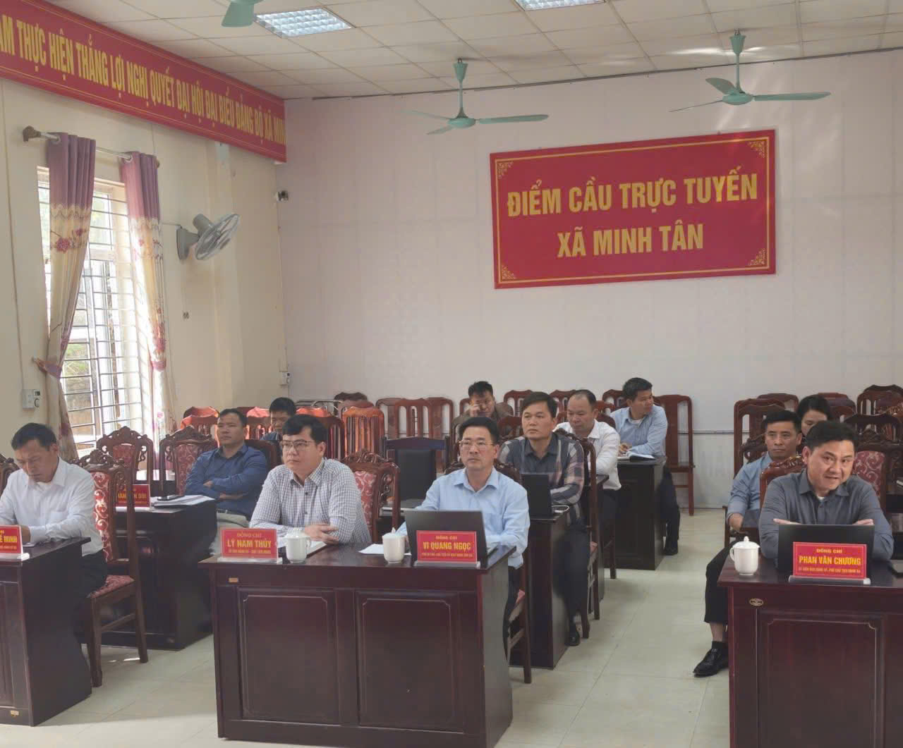 XÃ MINH TÂN DỰ HỘI NGHỊ TRỰC TUYẾN CÔNG BỐ QUYẾT ĐỊNH ĐIỀU CHỈNH QUY HOẠCH TỈNH TUYÊN QUANG THỜI KỲ 2021–2030, TẦM NHÌN ĐẾN NĂM 2050