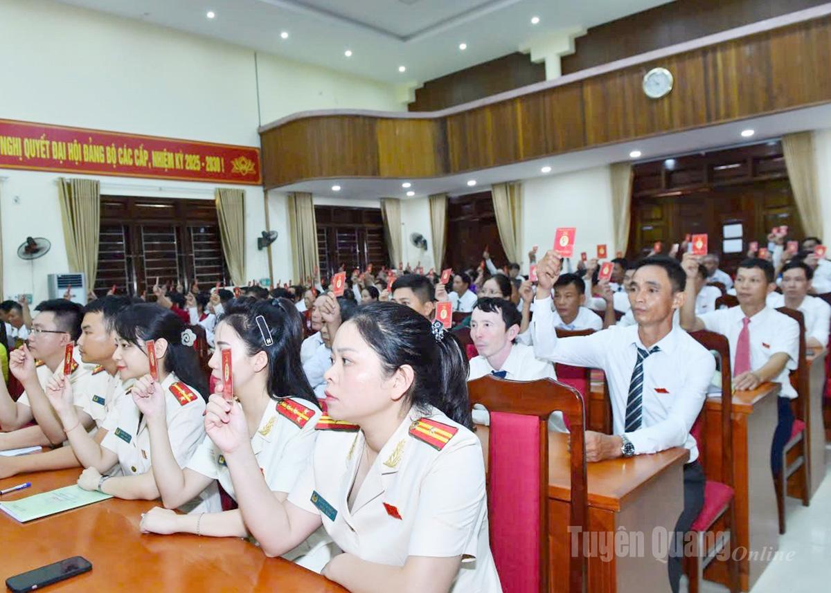 Hoàn thành Đại hội cấp trên cơ sở: Tiền đề vững chắc cho nhiệm kỳ mới
