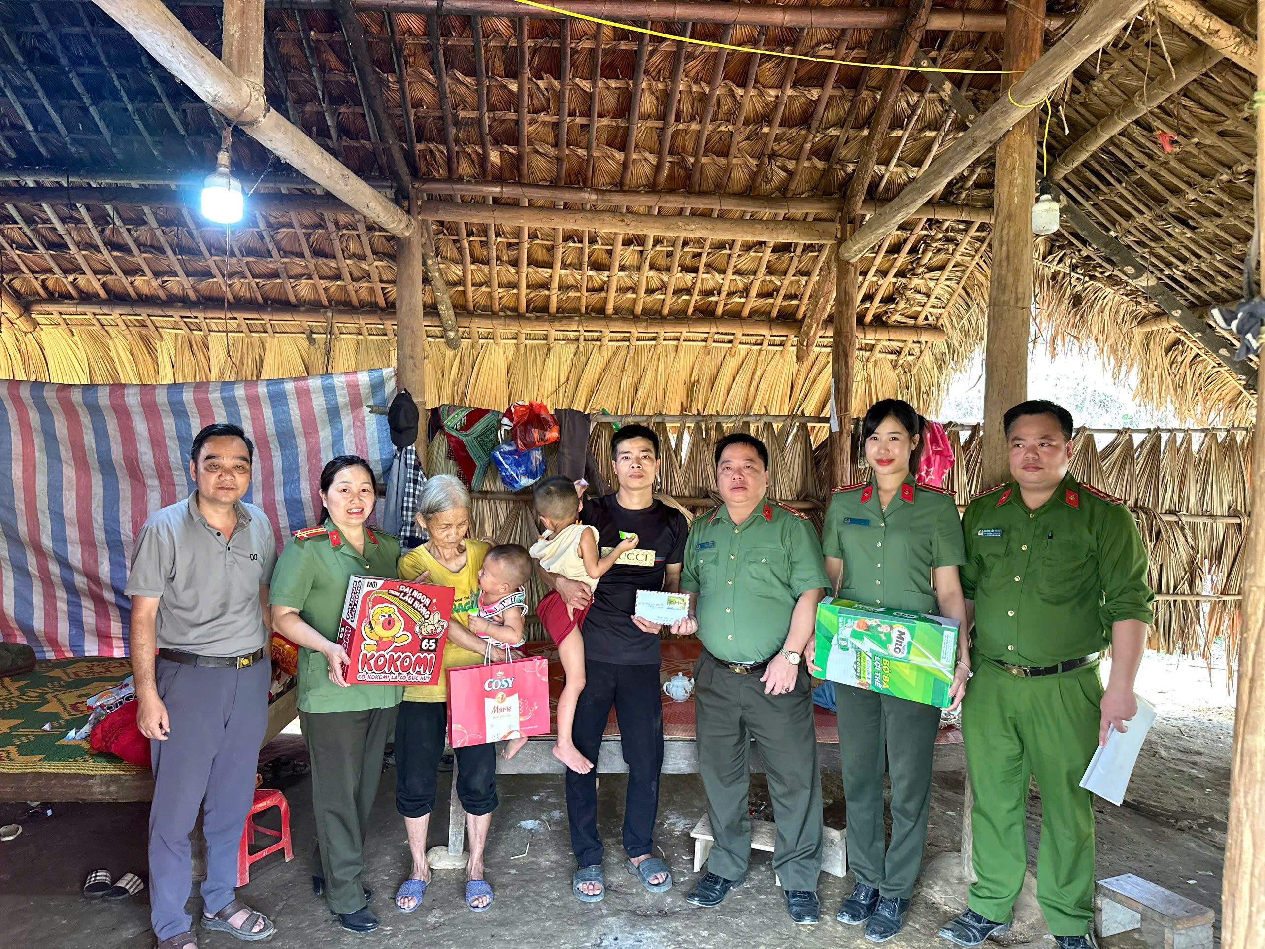 CÔNG AN TUYÊN QUANG - CHỖ DỰA VỮNG CHẮC CỦA NHÂN DÂN