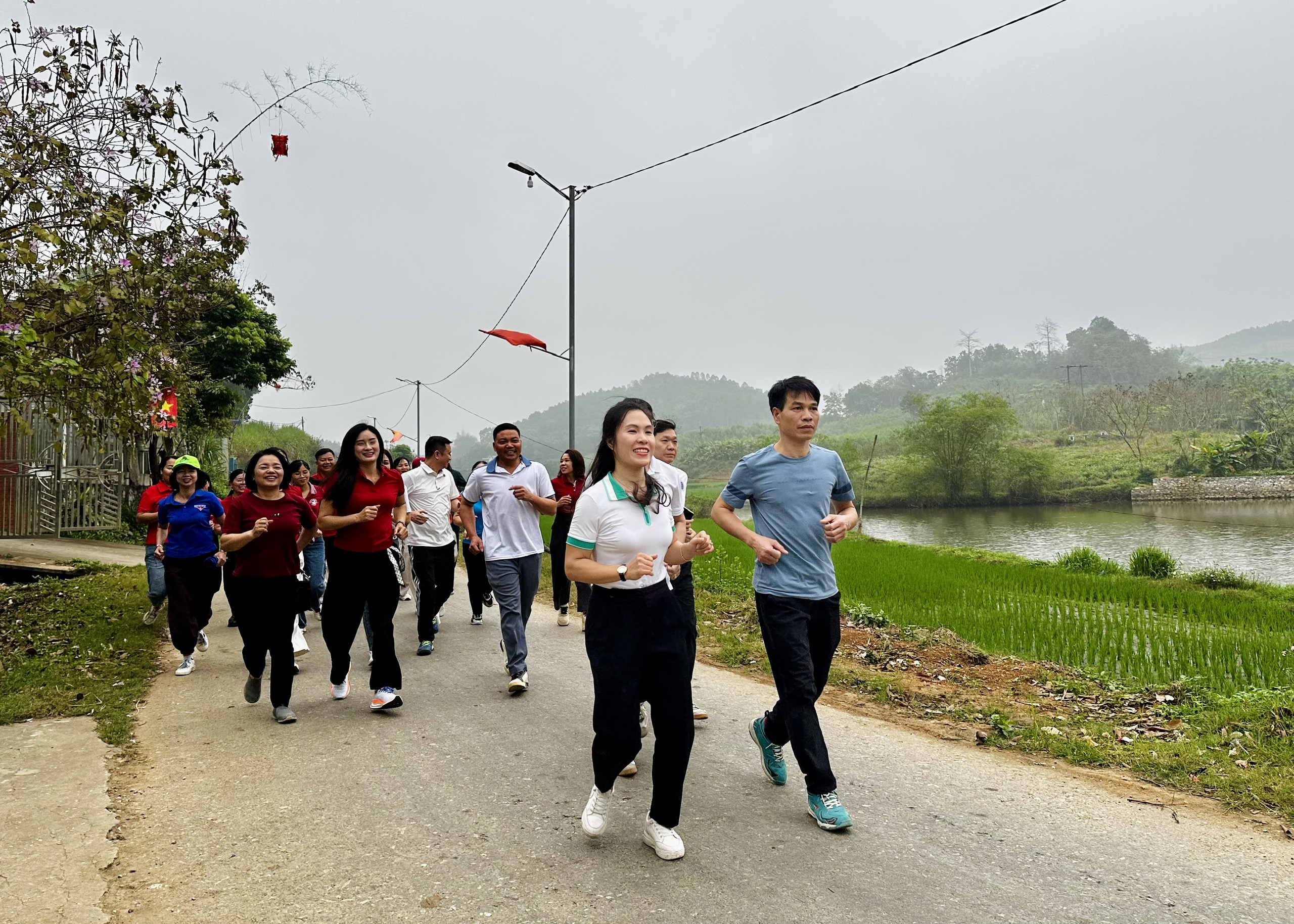 Sôi nổi hưởng ứng Ngày chạy Olympic Vì sức khỏe toàn dân năm 2026